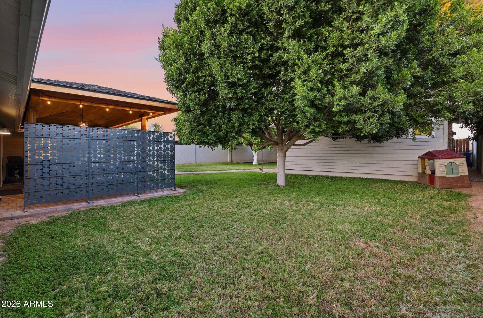 4523 N 35th Place