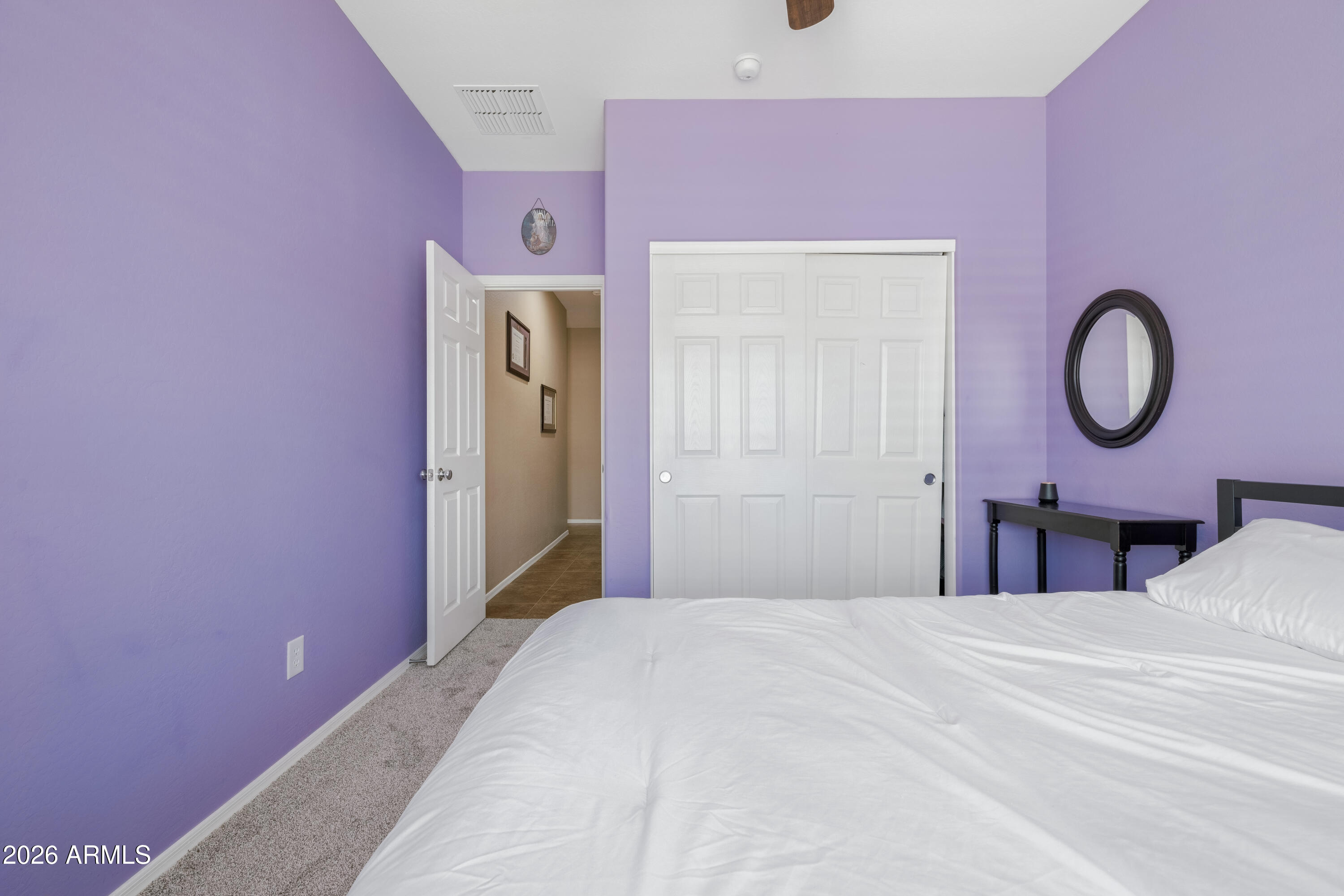 117 W REEVES Avenue