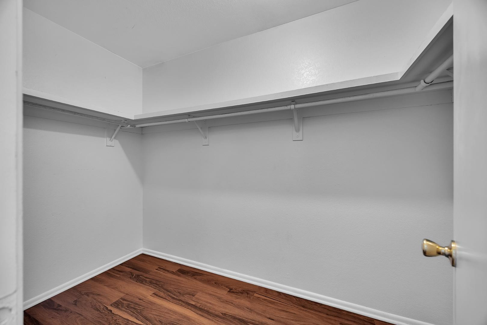 1342 W Emerald Avenue Unit 352