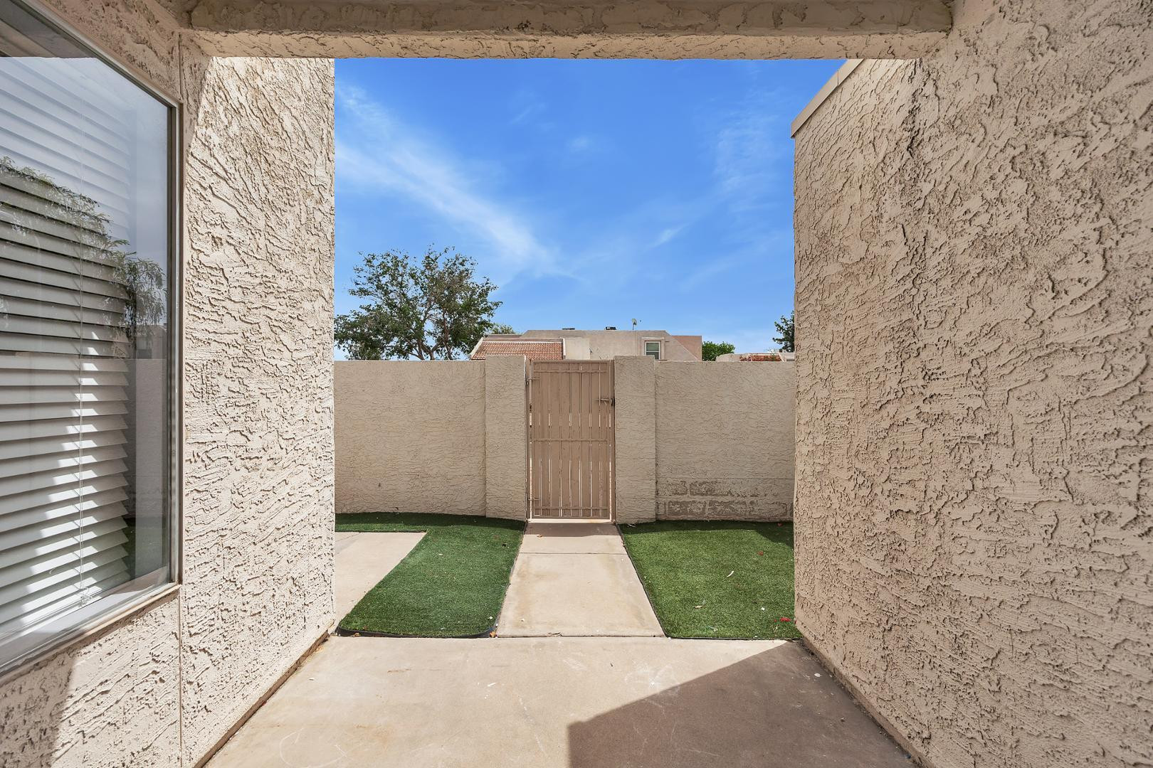 1342 W Emerald Avenue Unit 352