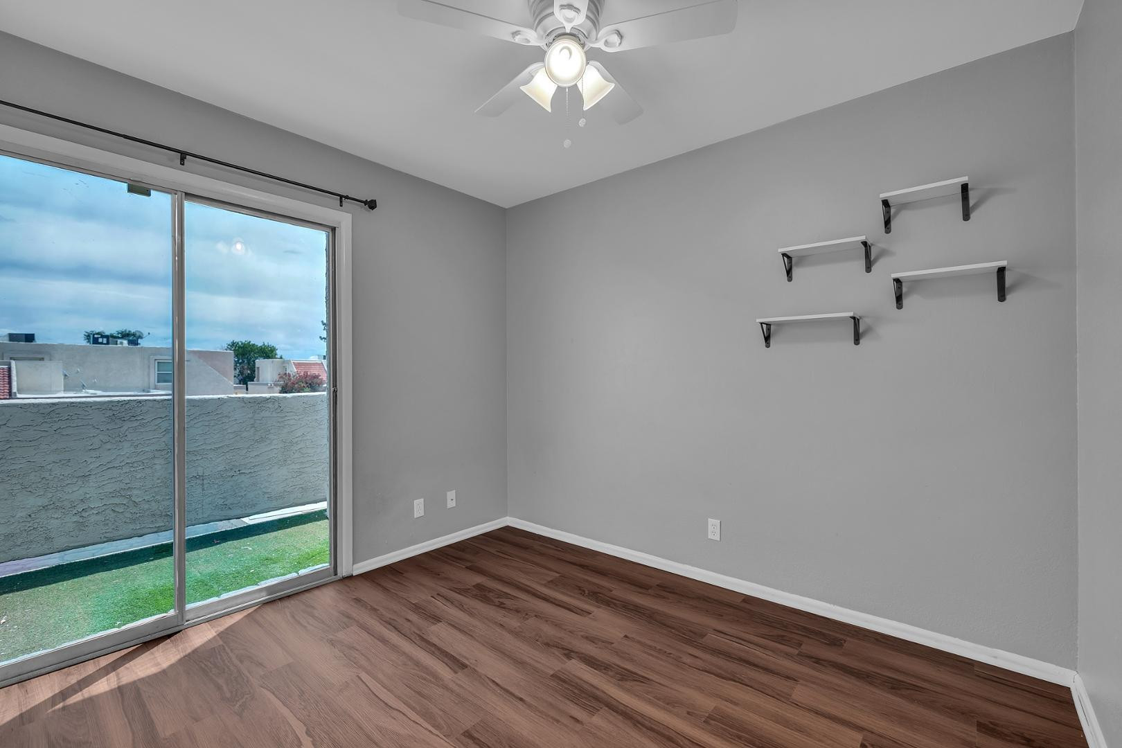 1342 W Emerald Avenue Unit 352