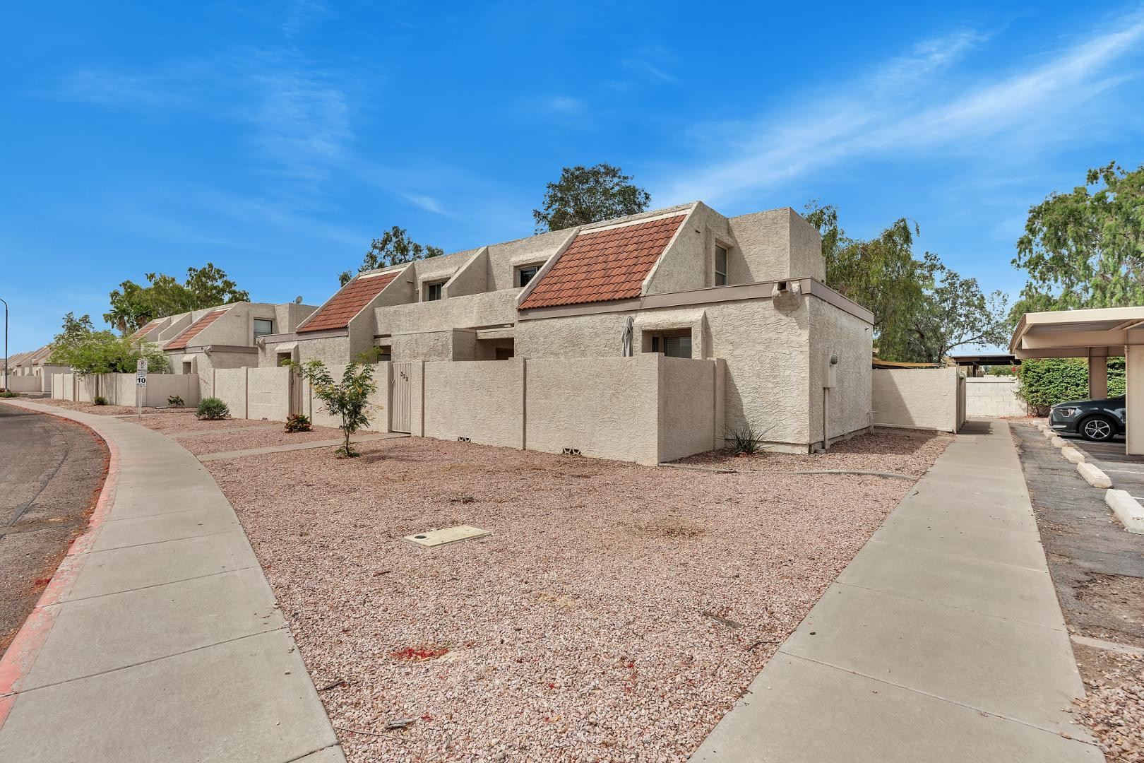 1342 W Emerald Avenue Unit 352