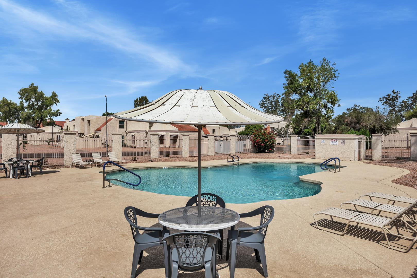 1342 W Emerald Avenue Unit 352