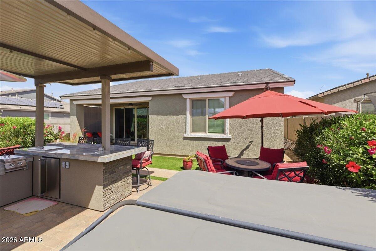 10819 W Marguerite Avenue W
