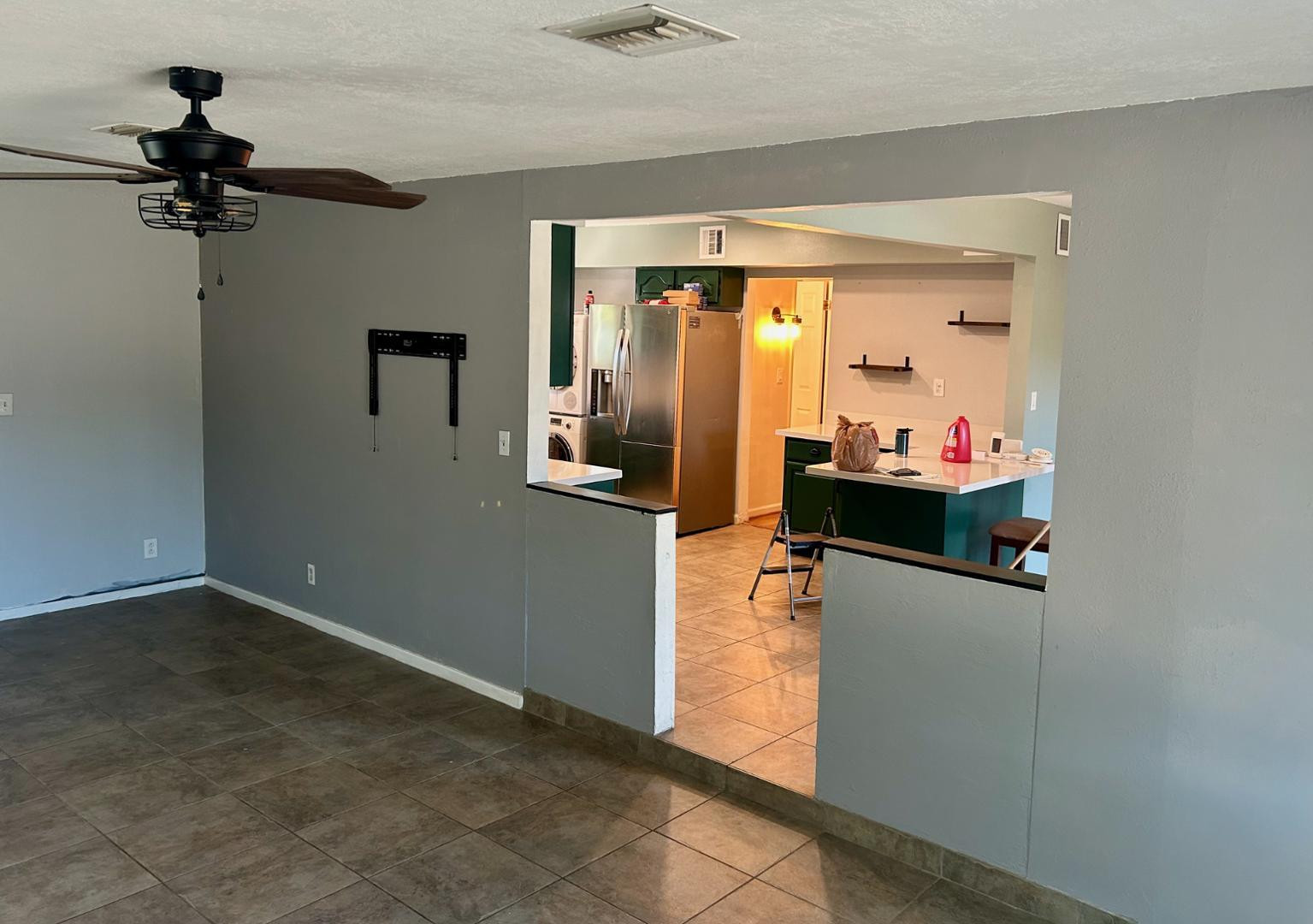 2012 E Tonopah Drive