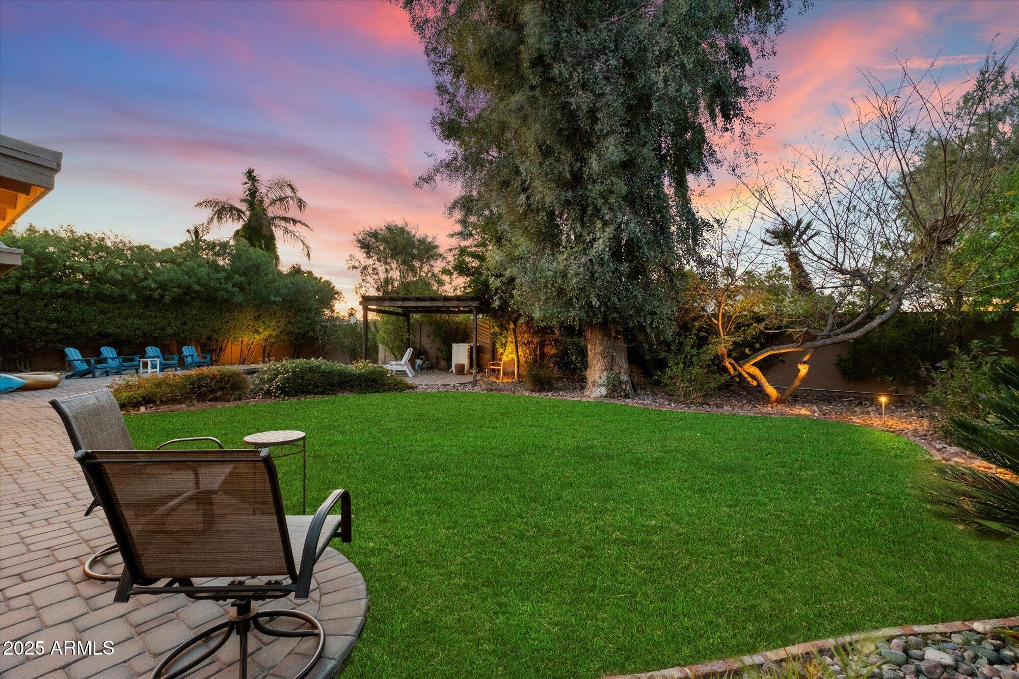 5334 E EVERETT Drive