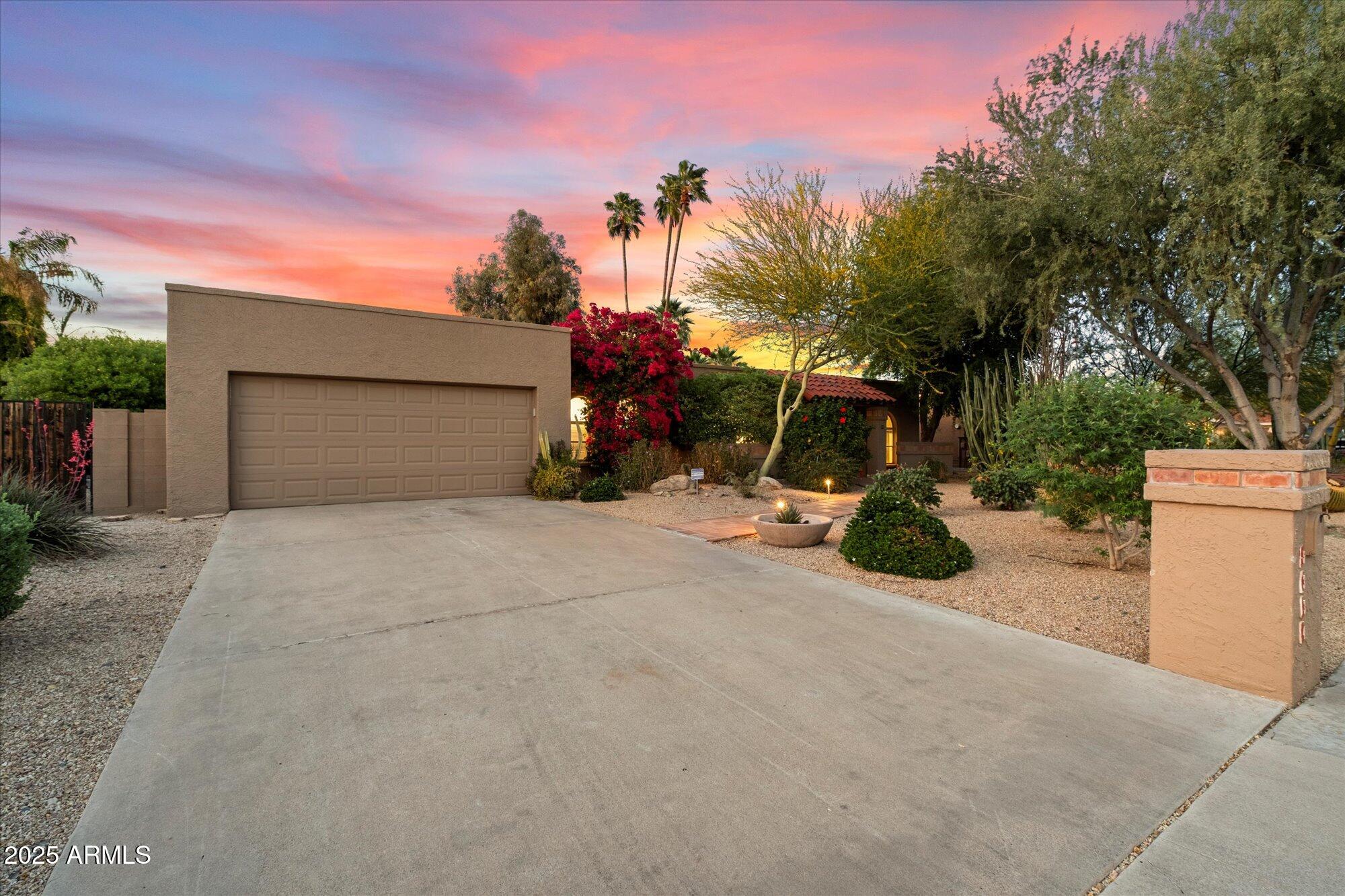 5334 E EVERETT Drive