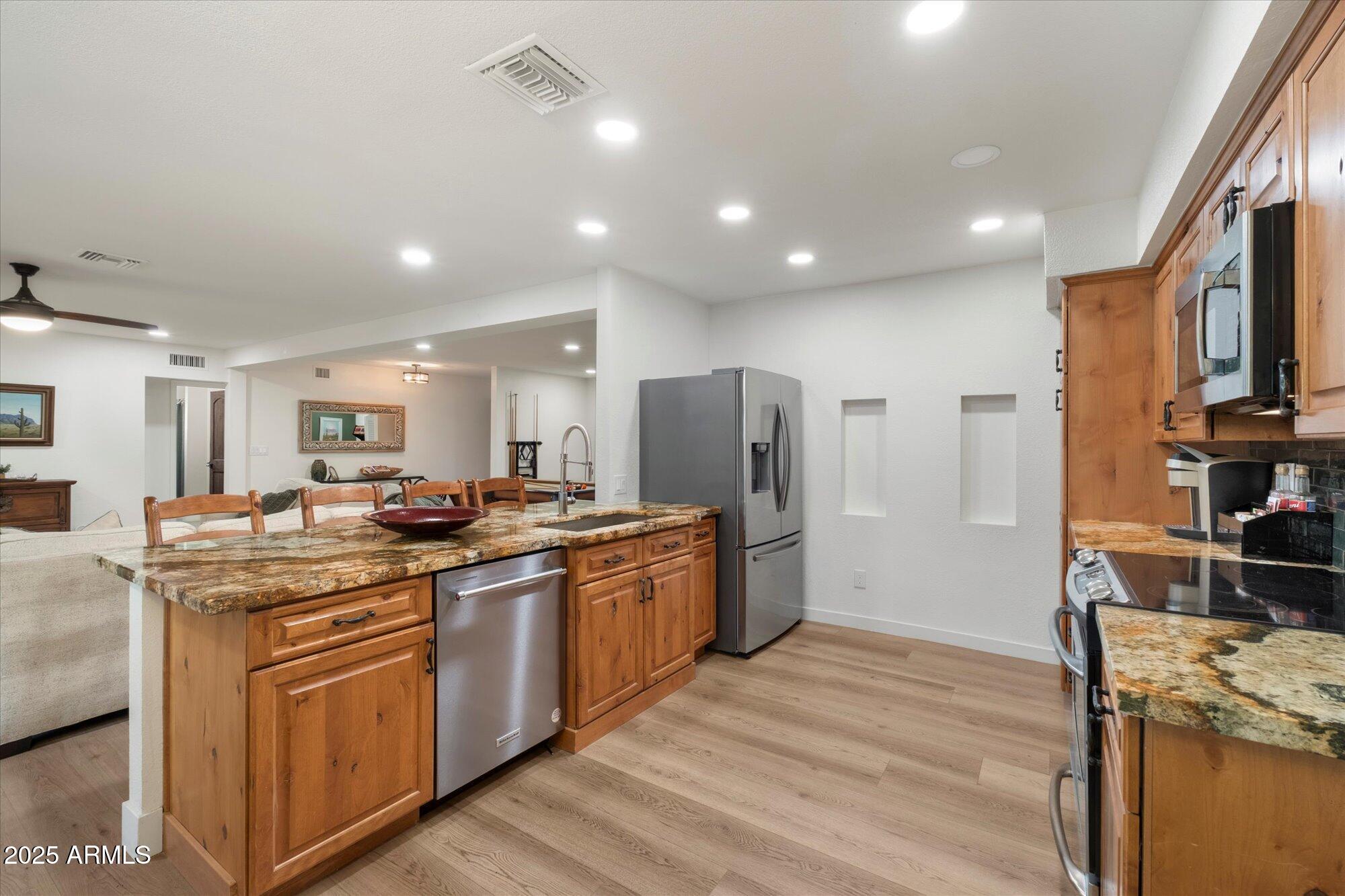 5334 E EVERETT Drive