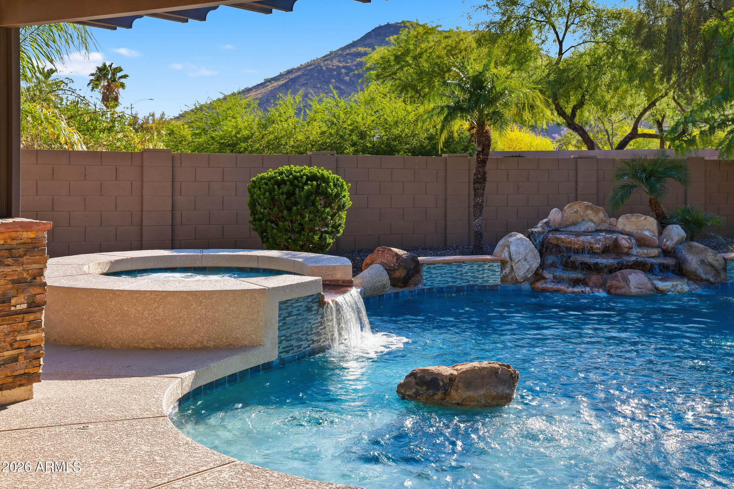 4950 W LARIAT Lane