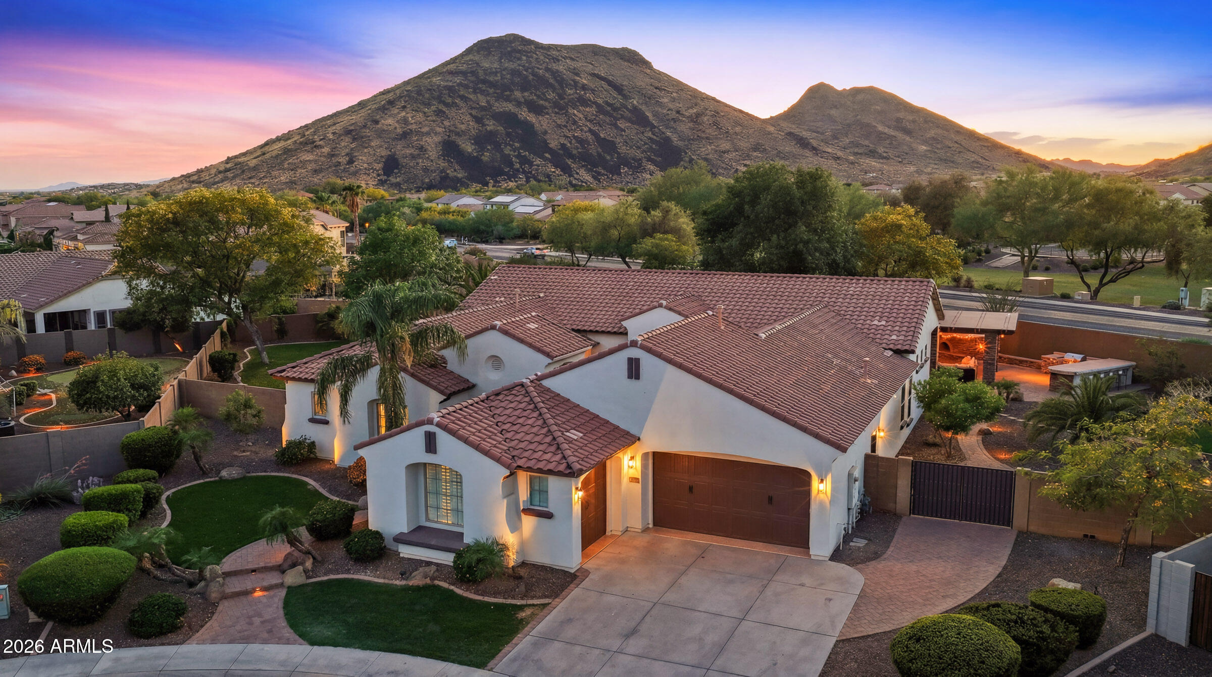 4950 W LARIAT Lane