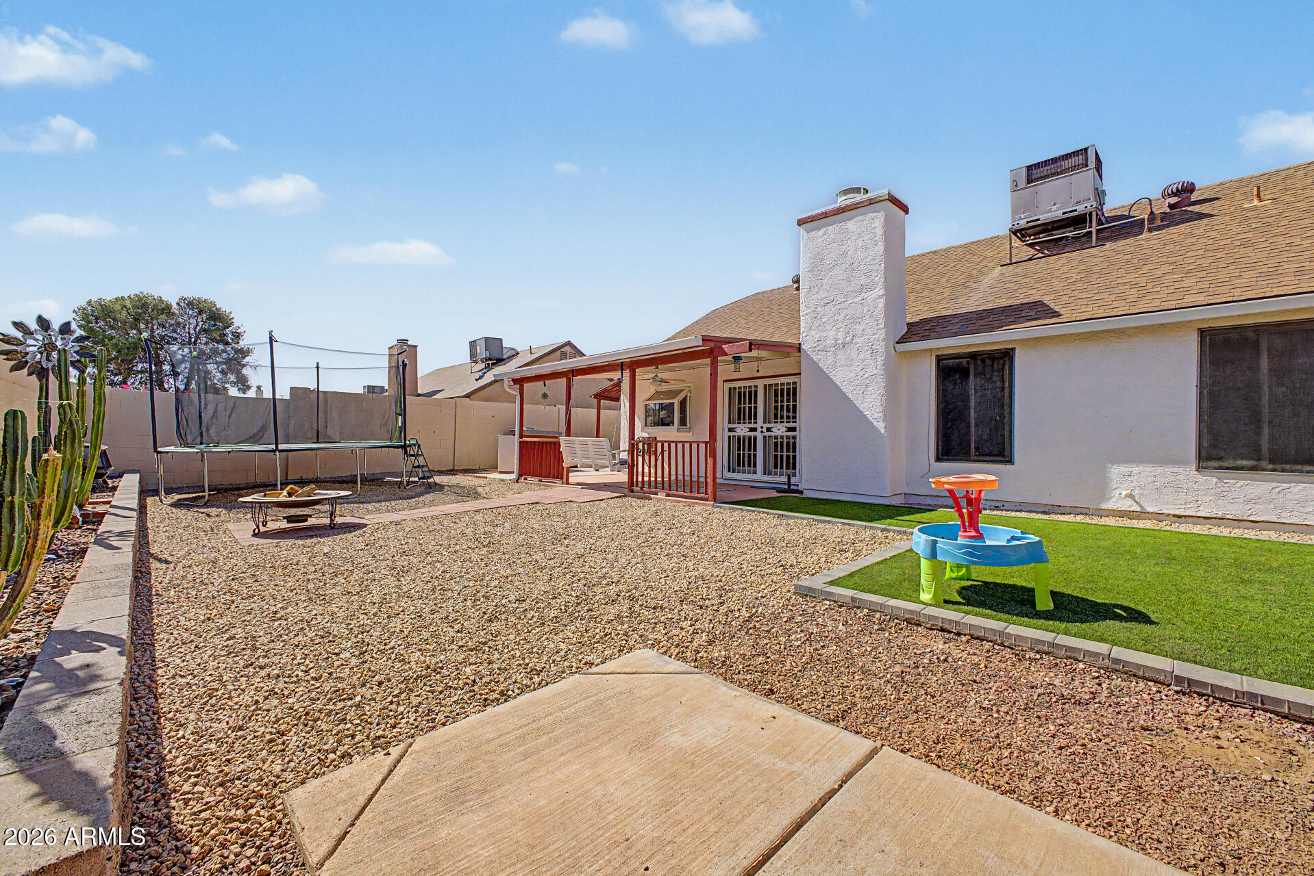 5539 W GARDEN Drive