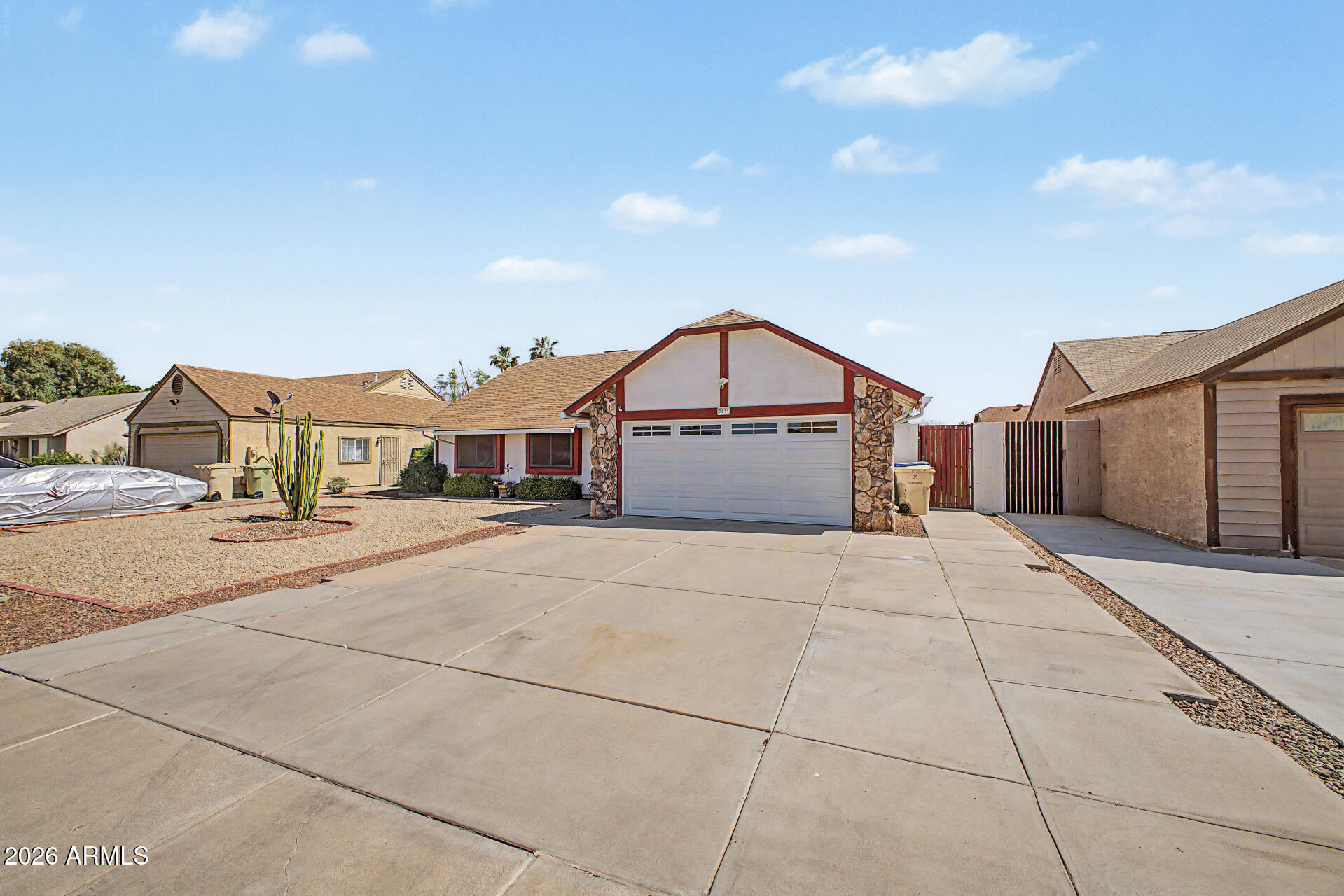 5539 W GARDEN Drive