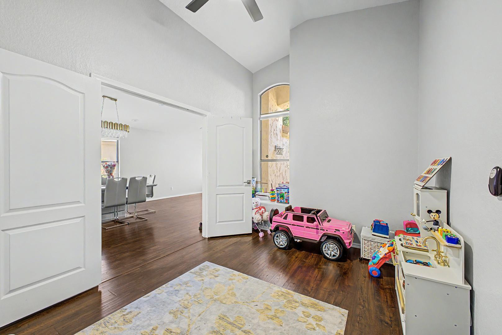 6406 W Escuda Road