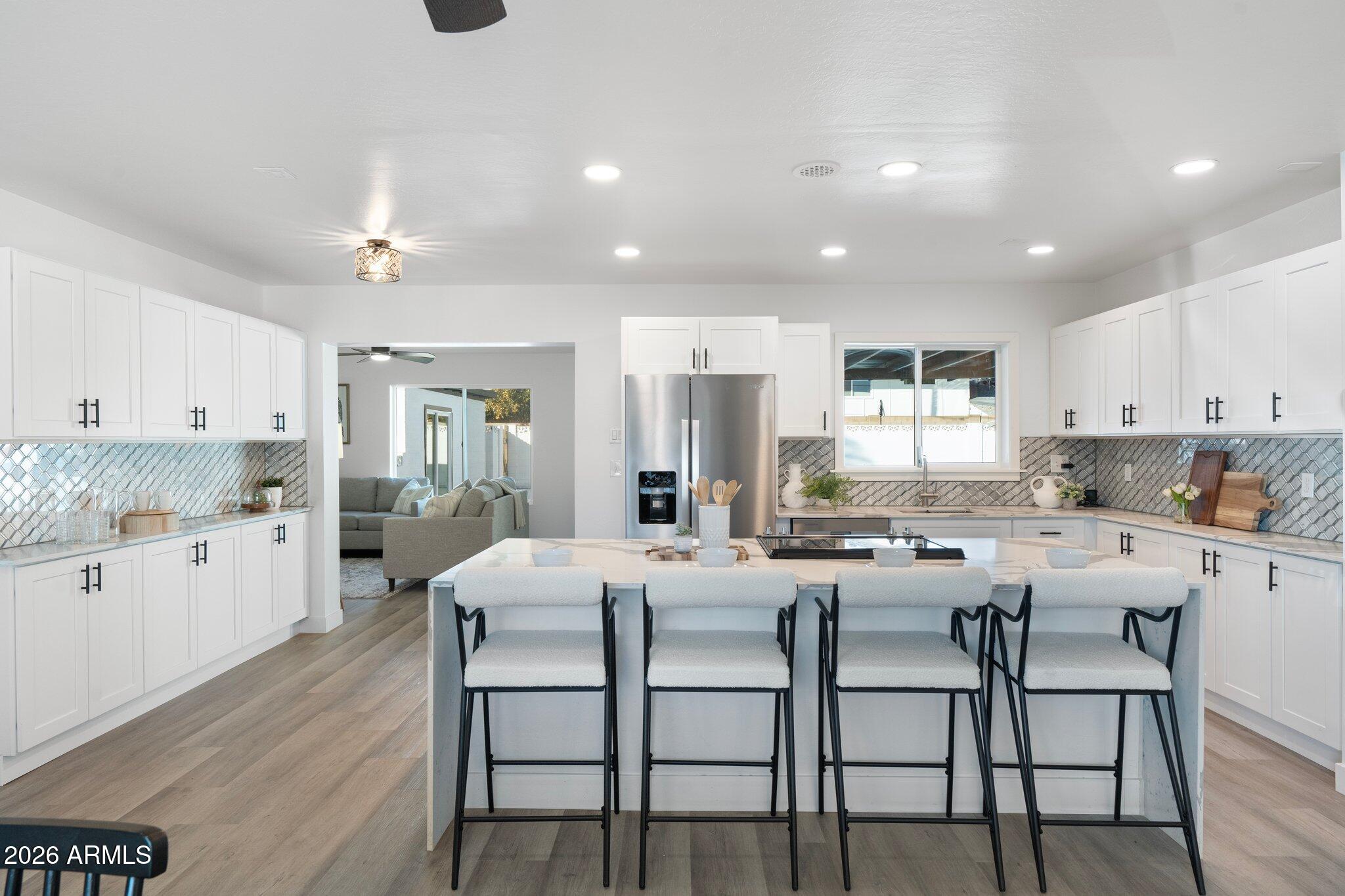 316 E EL CAMINO Drive