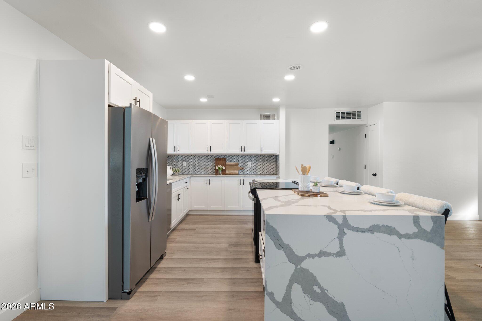 316 E EL CAMINO Drive