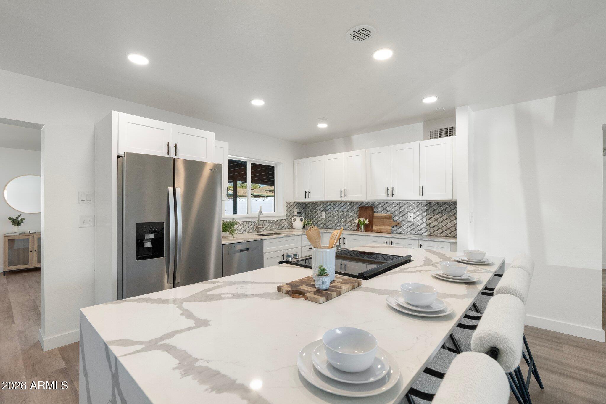 316 E EL CAMINO Drive