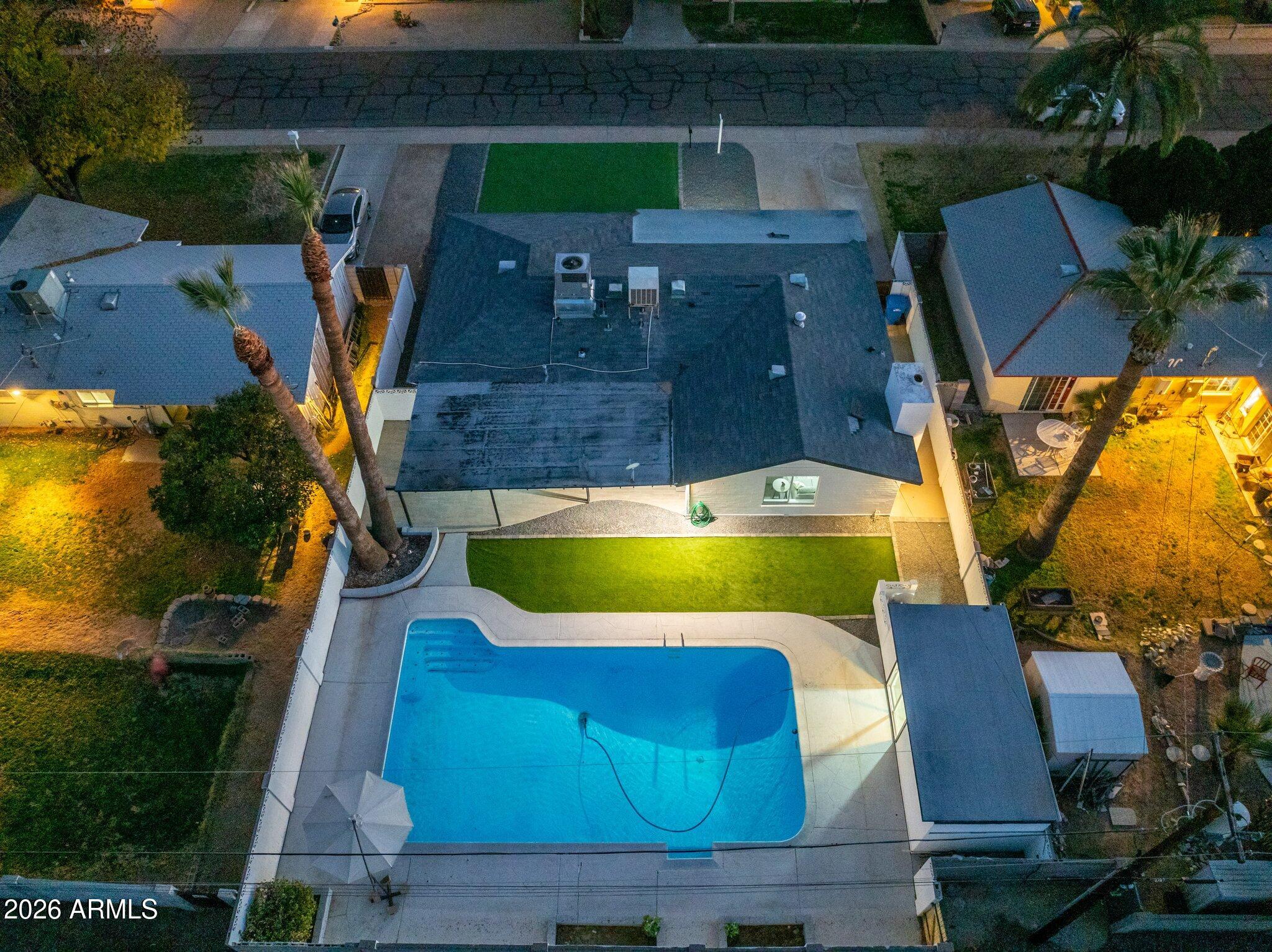 316 E EL CAMINO Drive