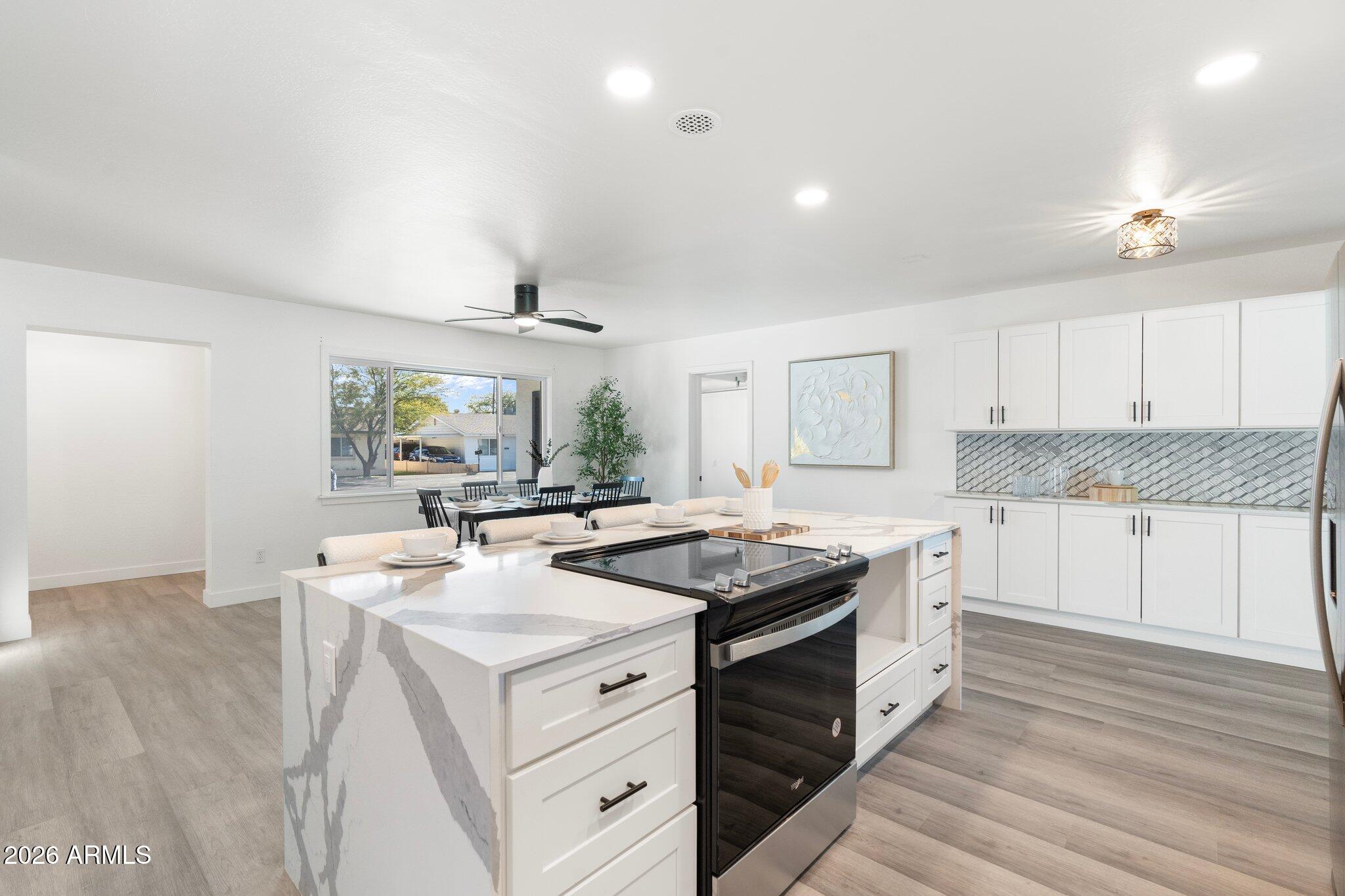 316 E EL CAMINO Drive