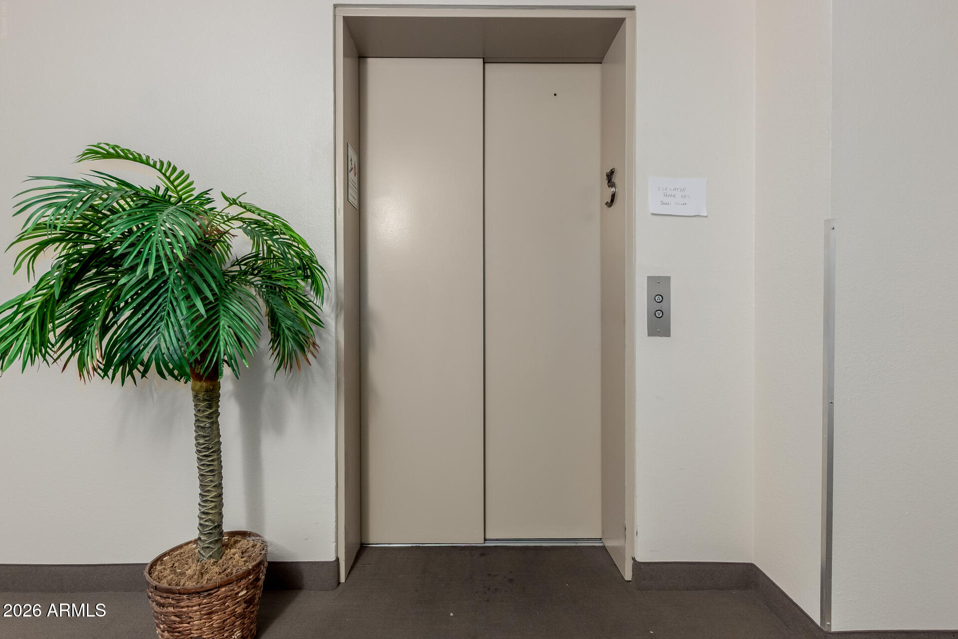 425 S PARKCREST Drive 334