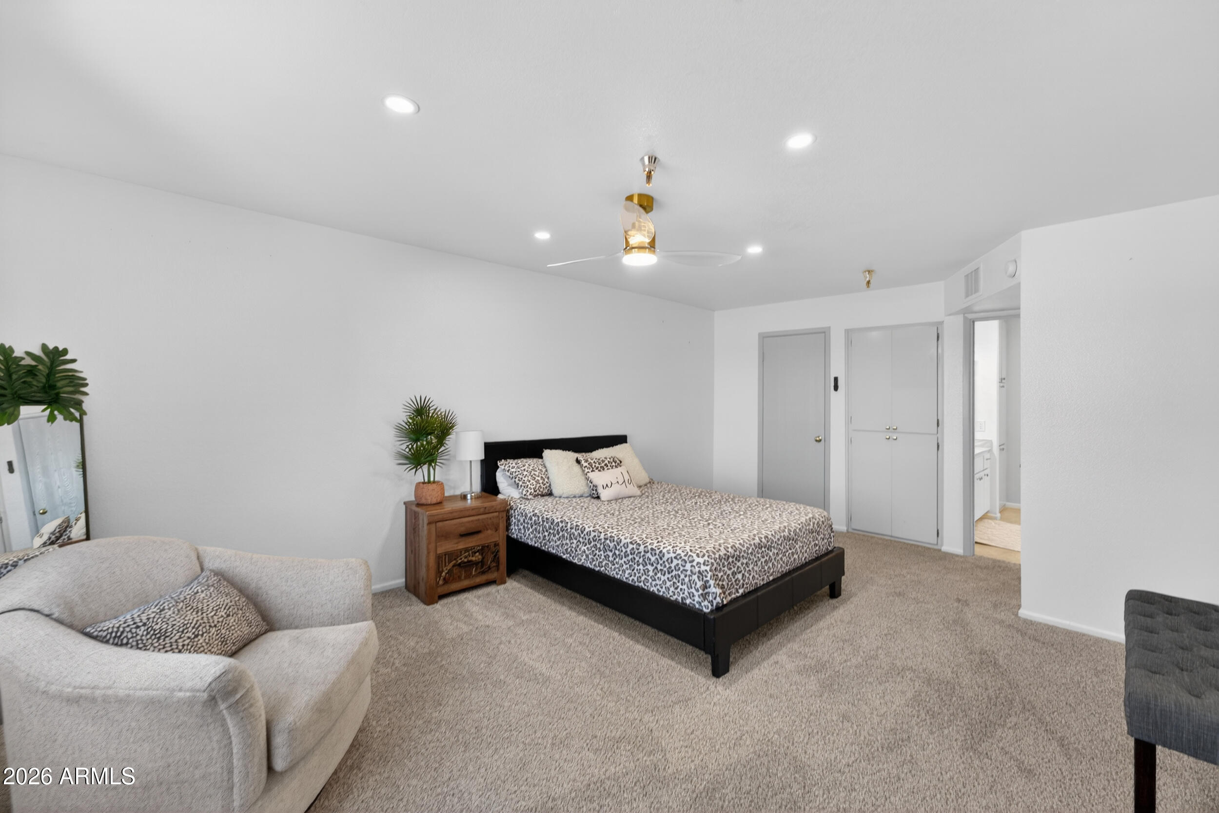 425 S PARKCREST Drive 334