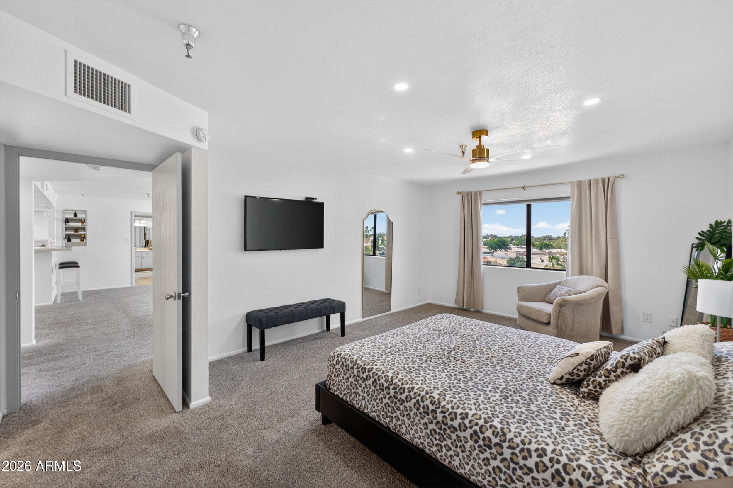 425 S PARKCREST Drive 334