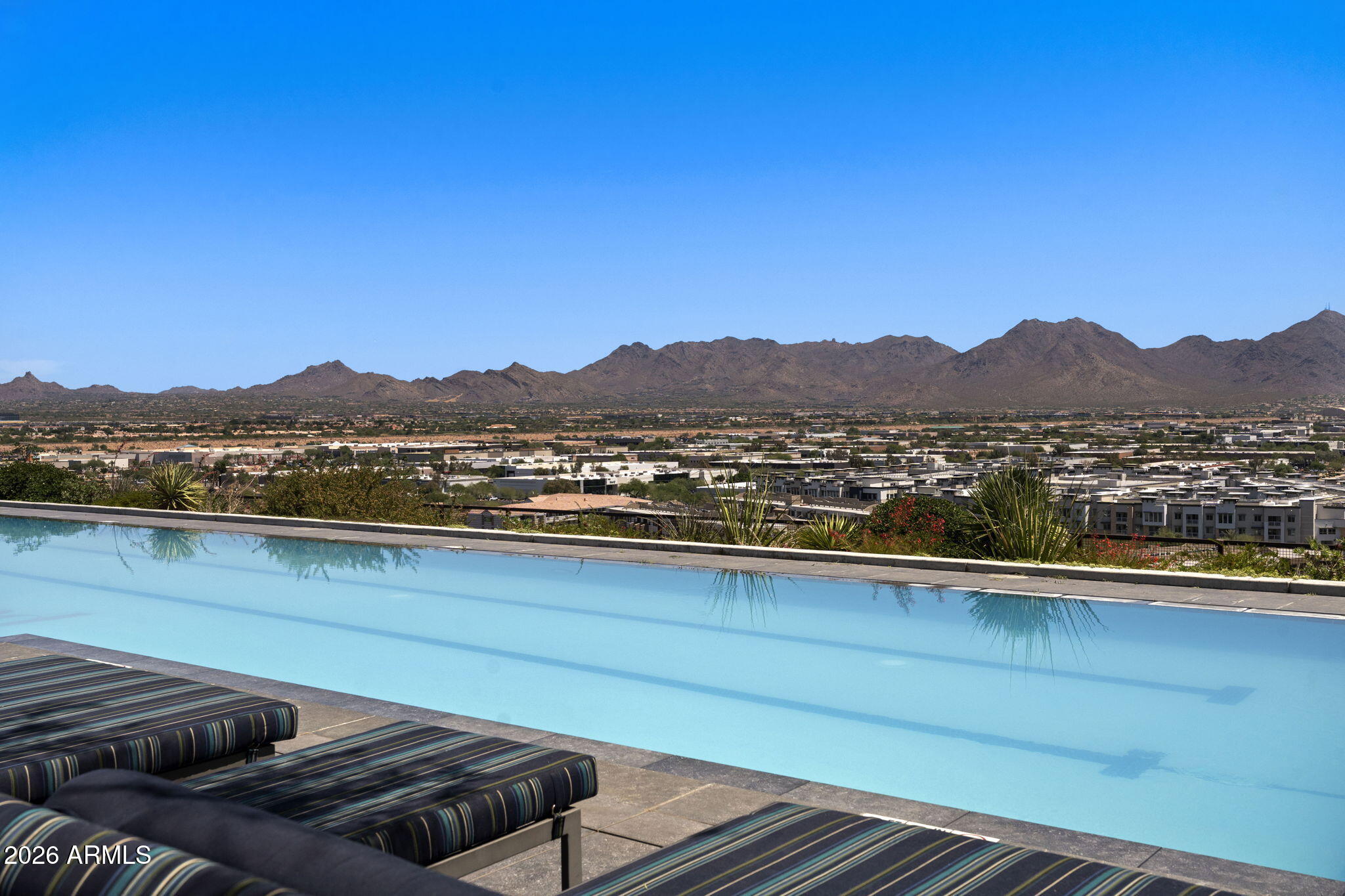 7180 E KIERLAND Boulevard 310