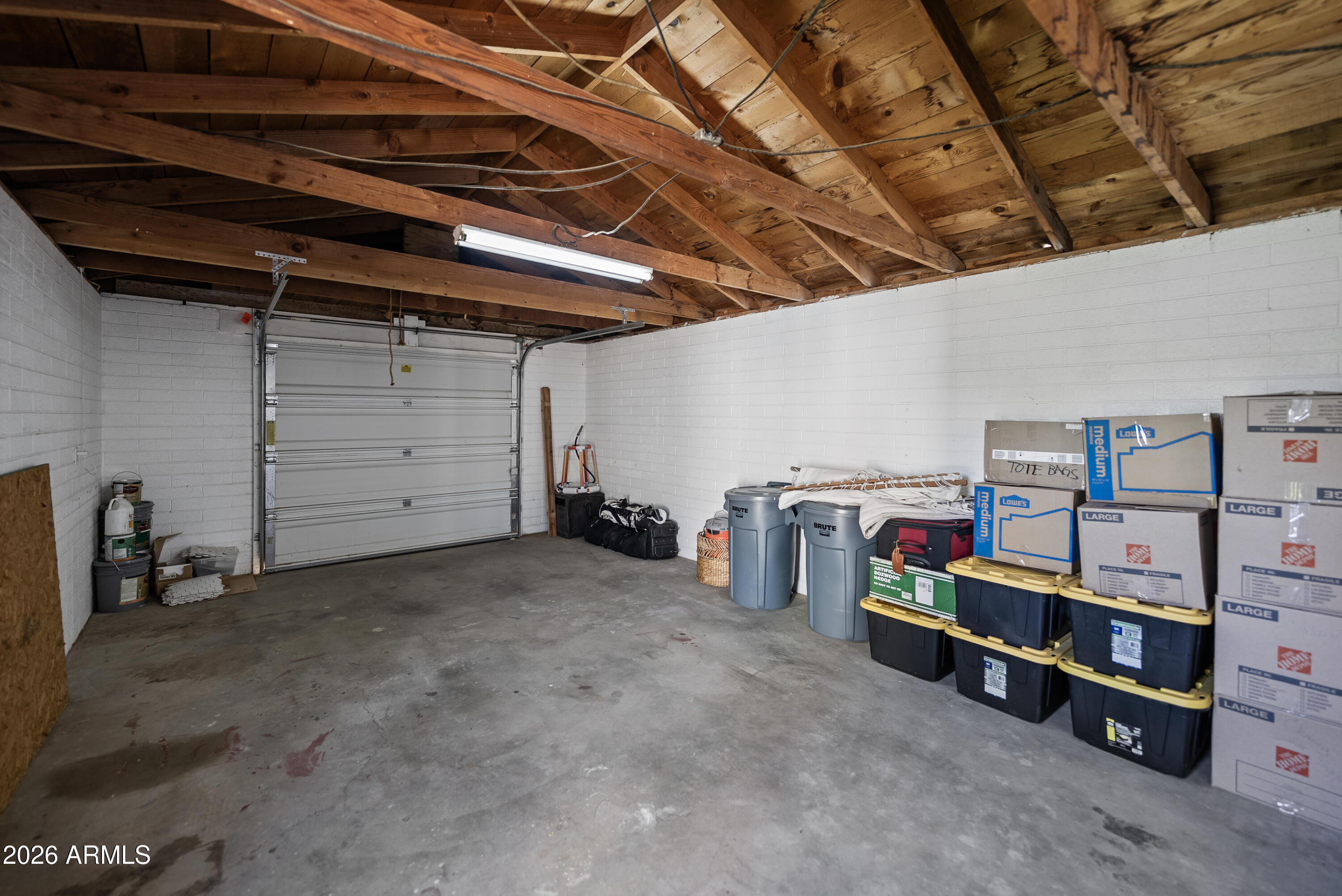 2713 N 73RD Place