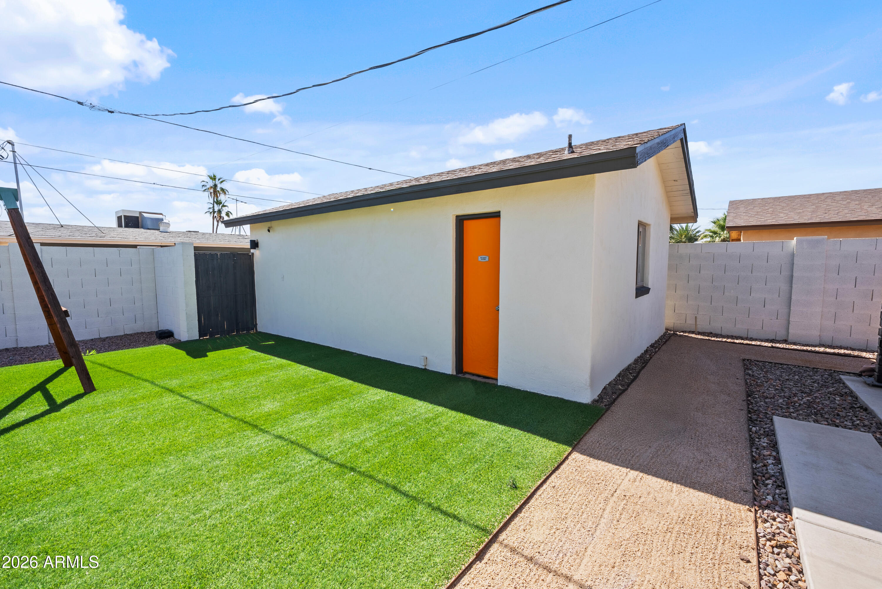 2713 N 73RD Place