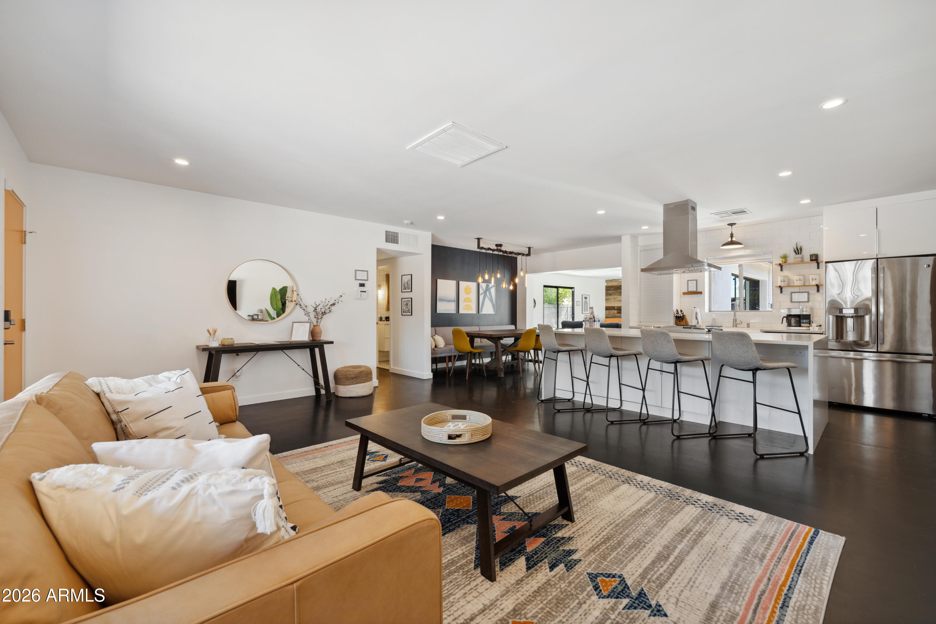 2713 N 73RD Place
