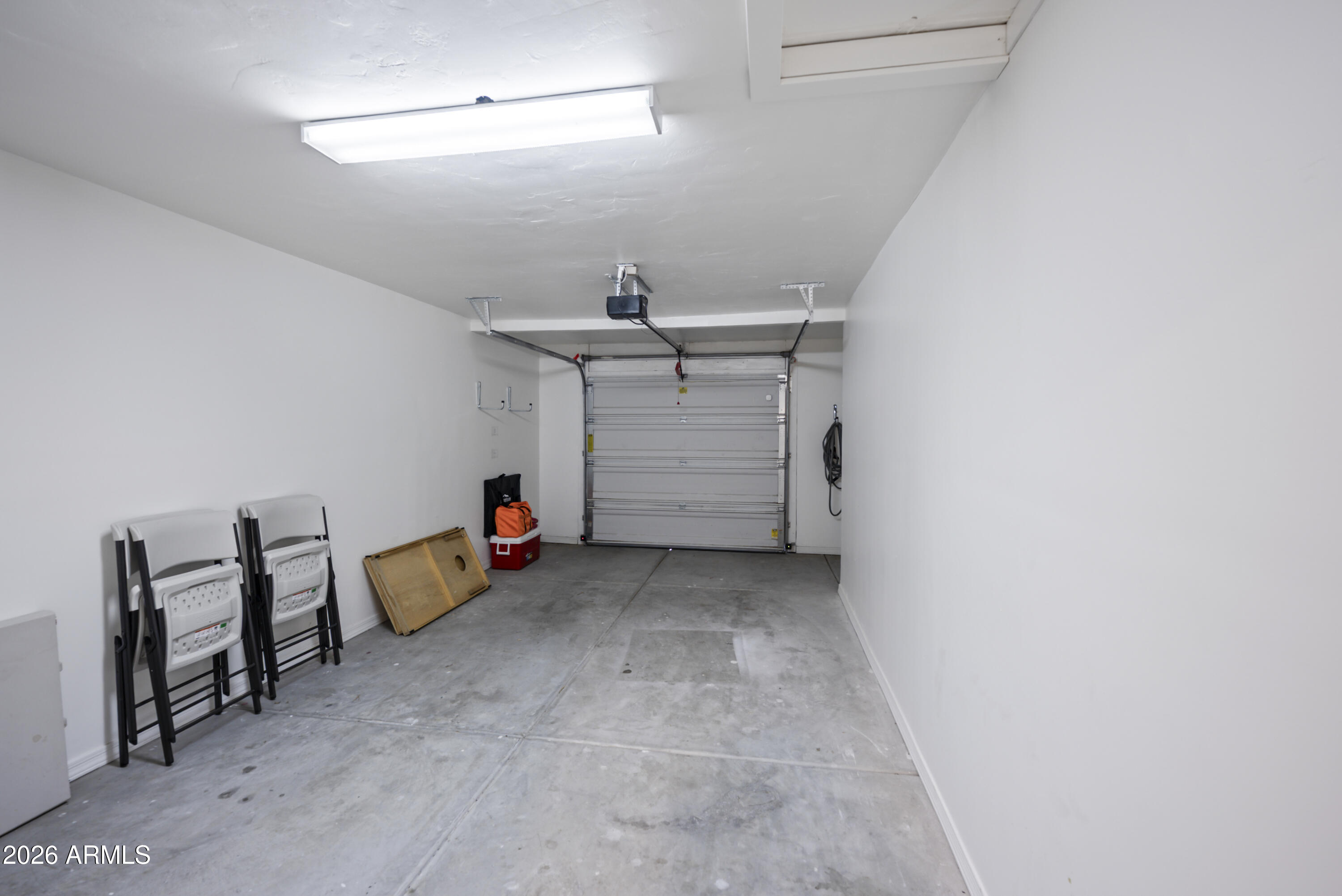 2713 N 73RD Place