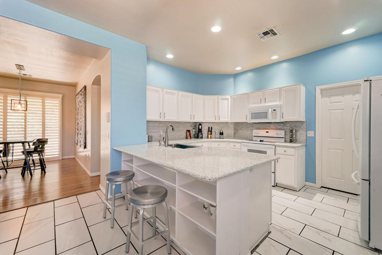 3131 E Legacy Drive 2123
