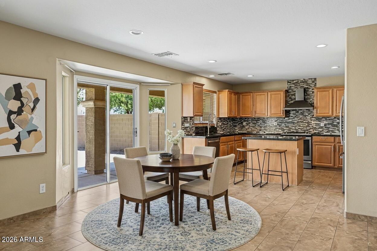 41264 W BRAVO Drive