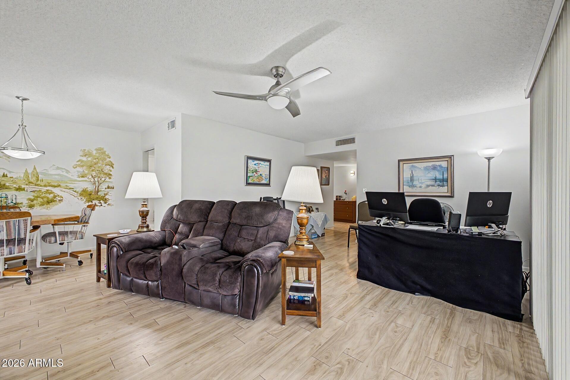 10840 W CARON Drive