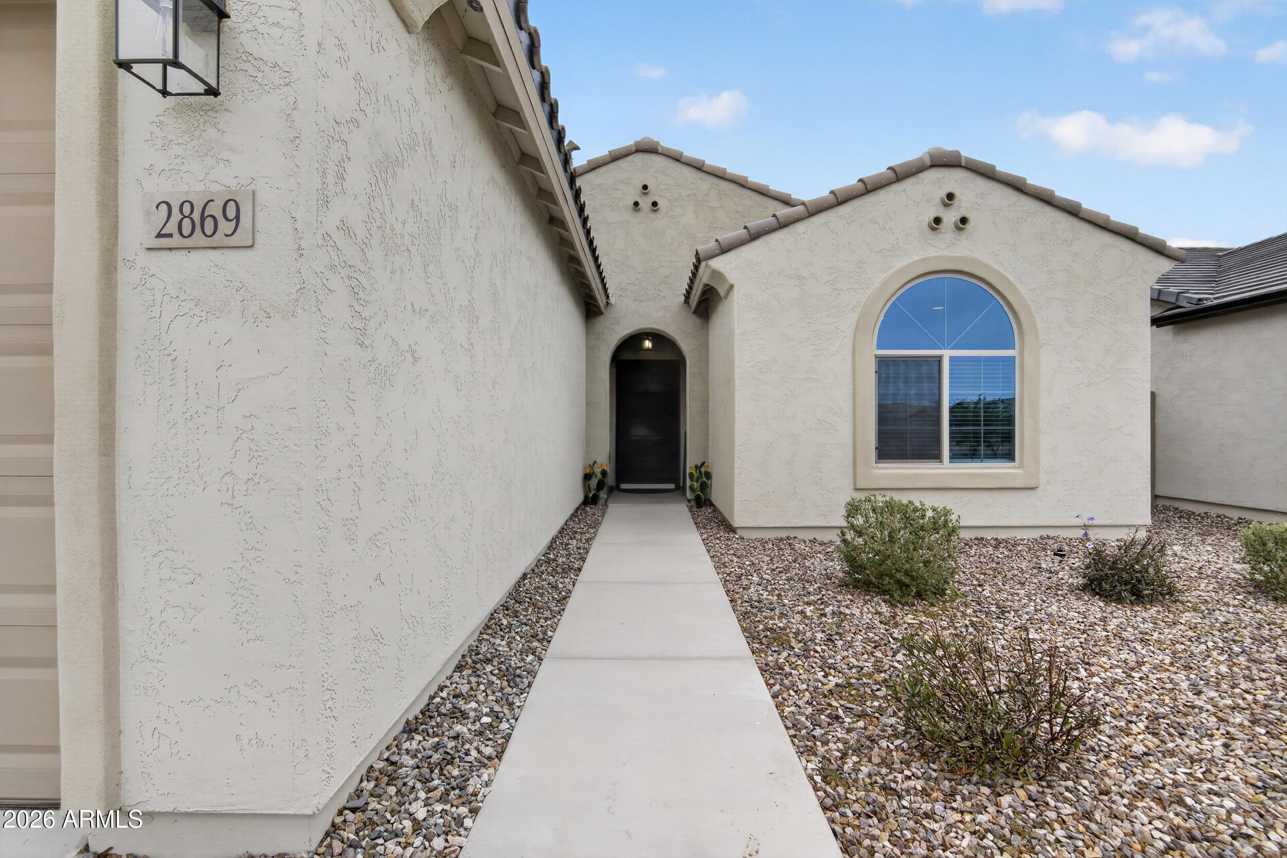 2869 N Coronado Drive