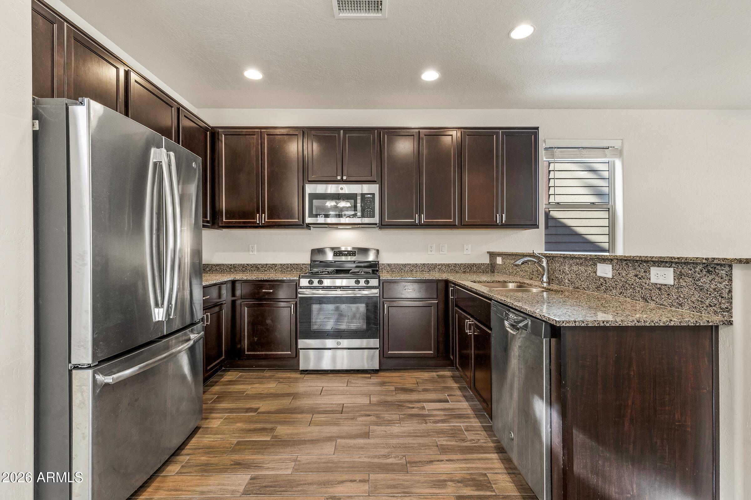 2579 W POLLO Circle