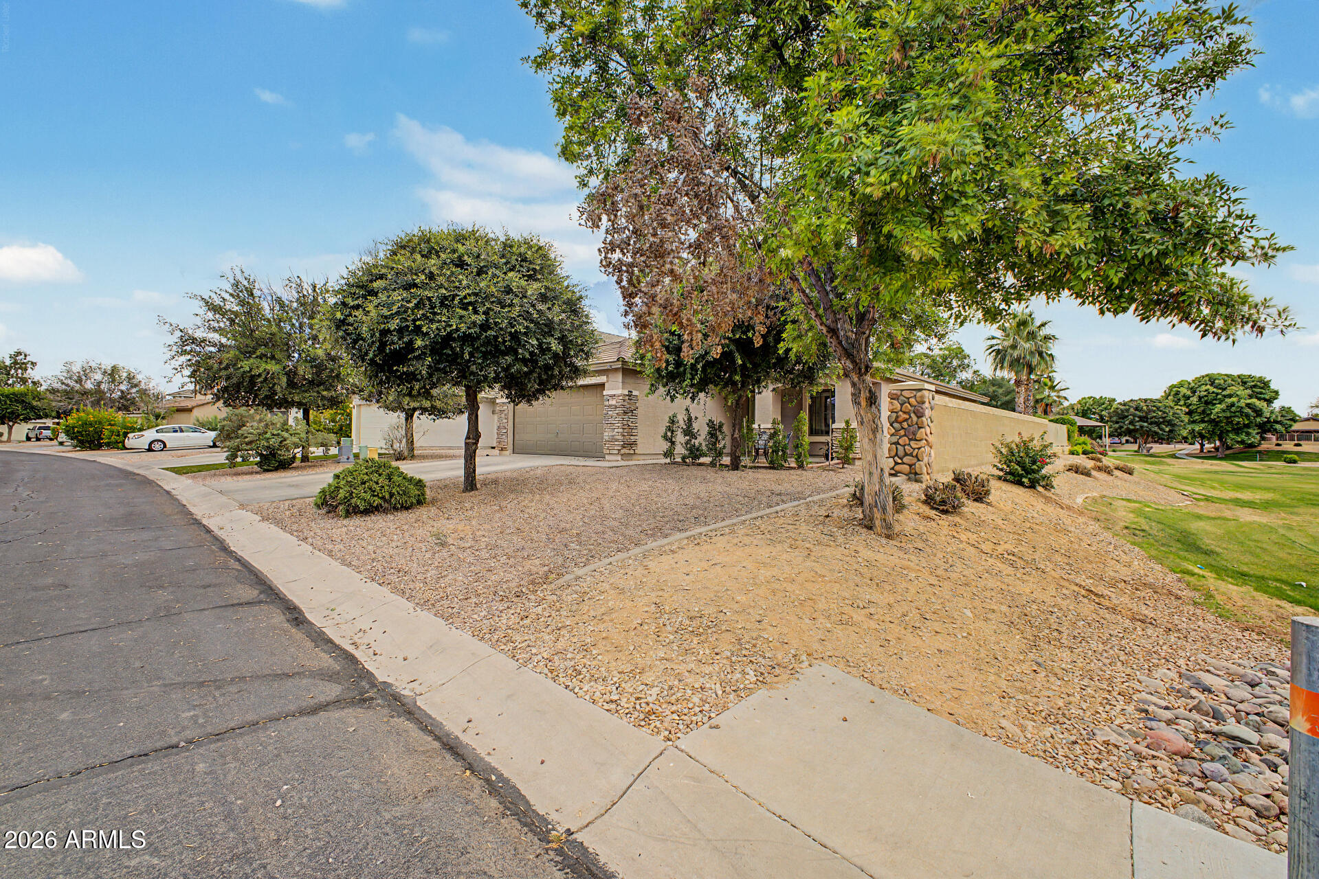 2525 W Gold Mine Way