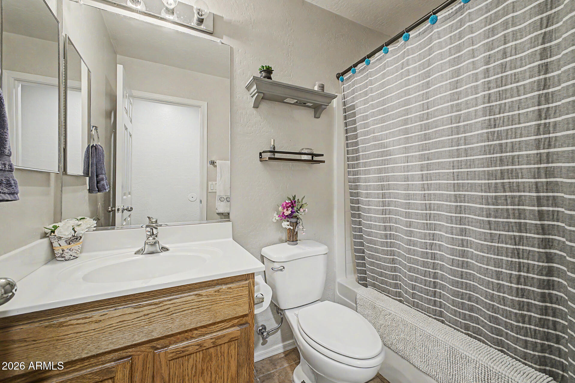 2525 W Gold Mine Way