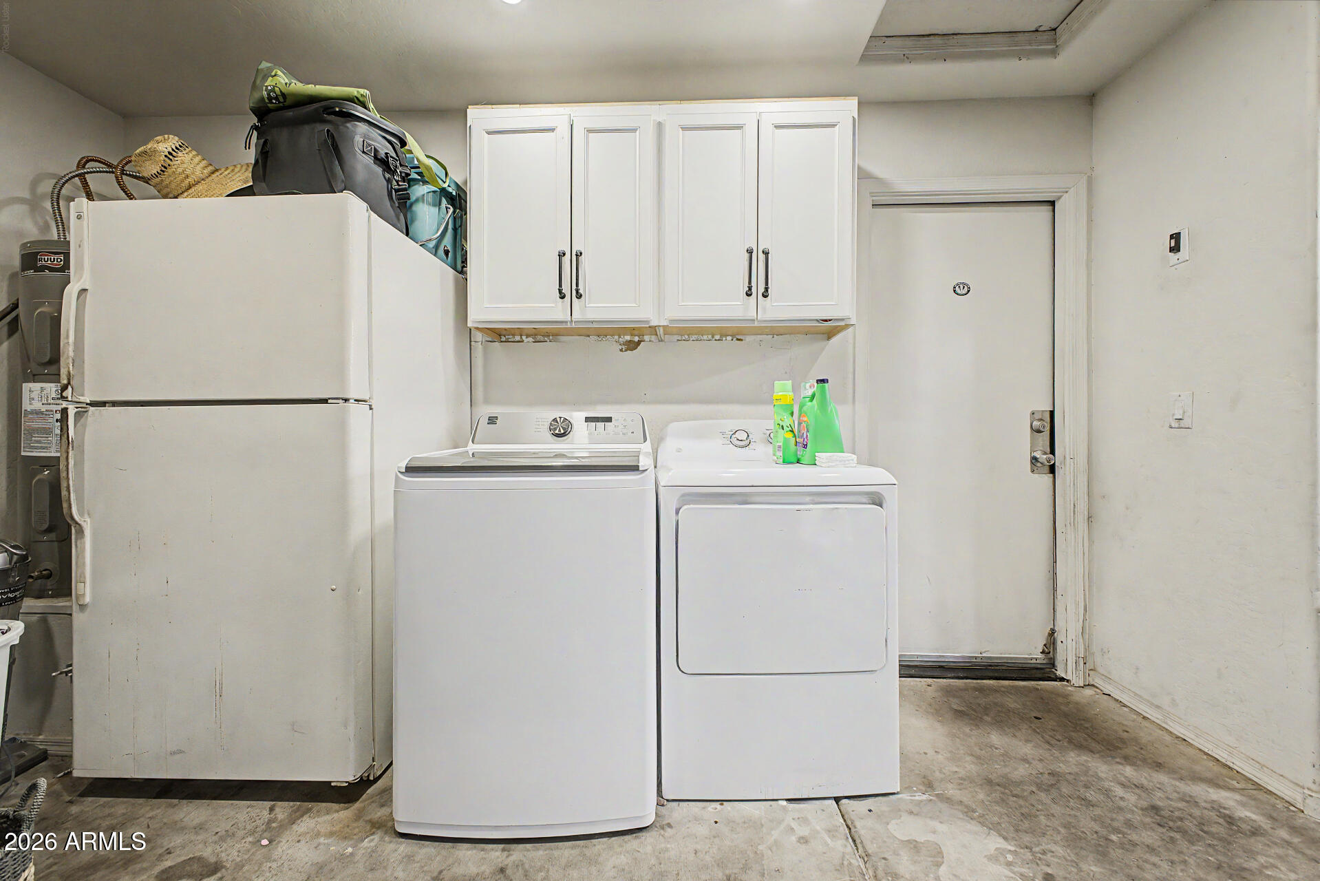 2525 W Gold Mine Way