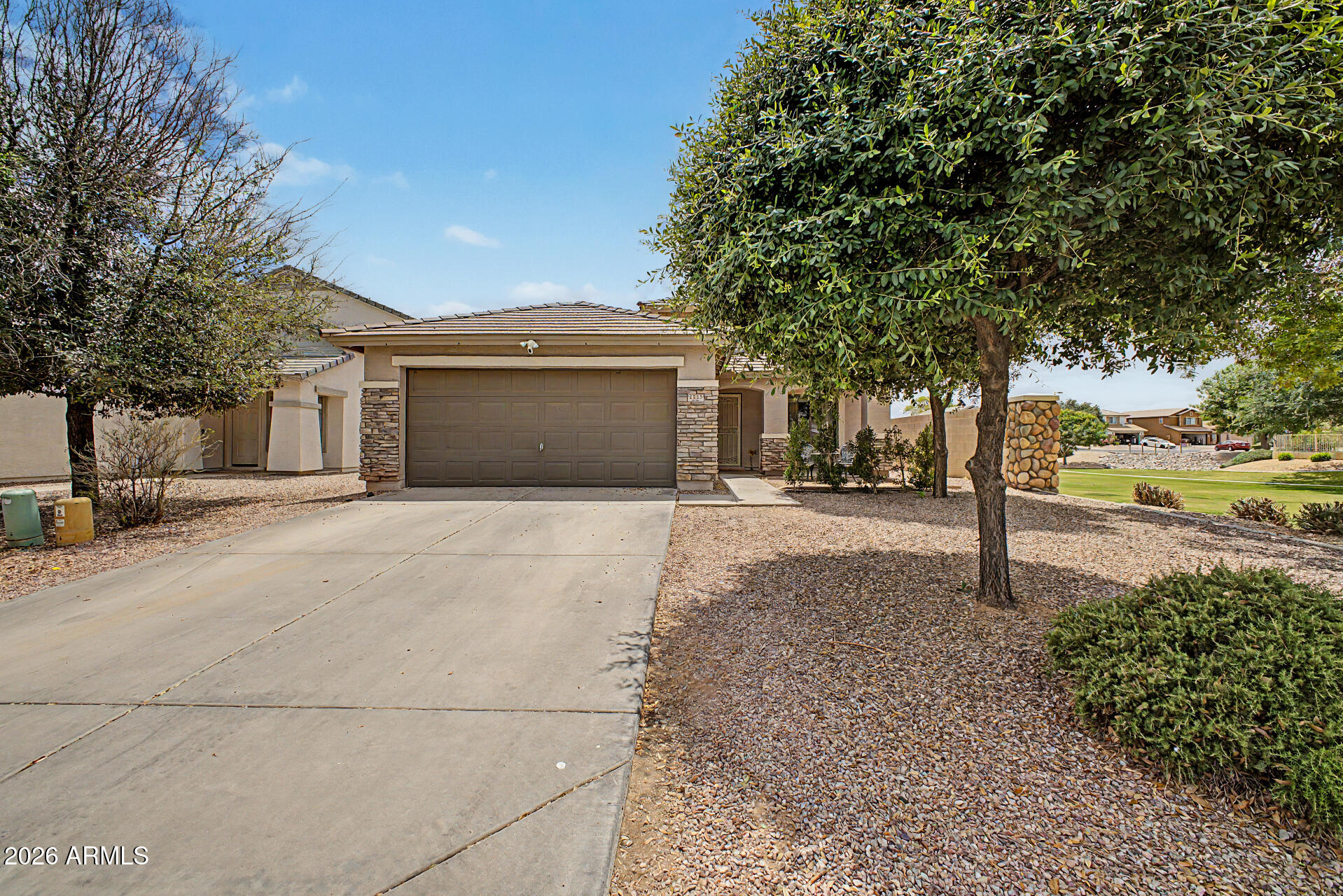 2525 W Gold Mine Way