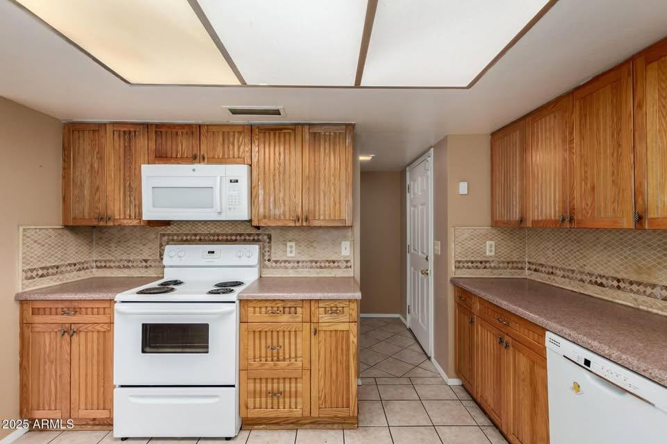14814 N 24th Drive Unit 7