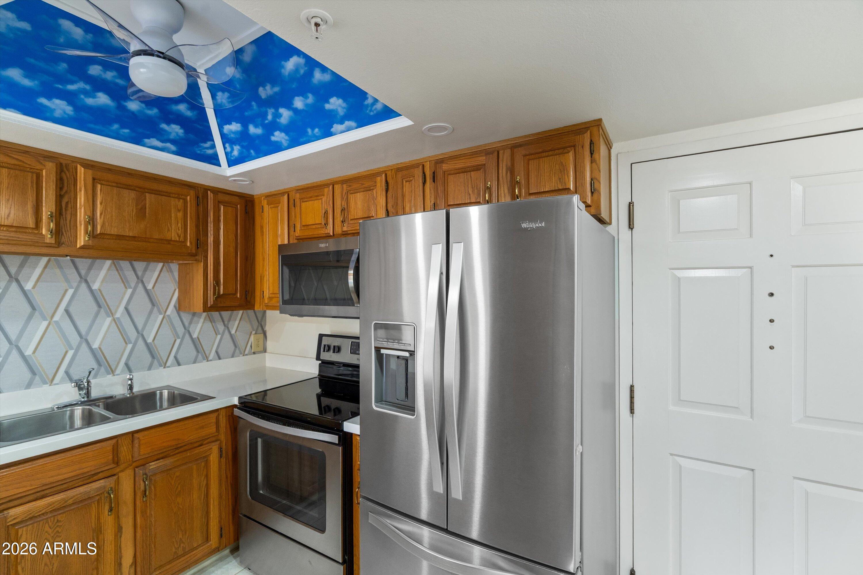 10330 W THUNDERBIRD Boulevard C109