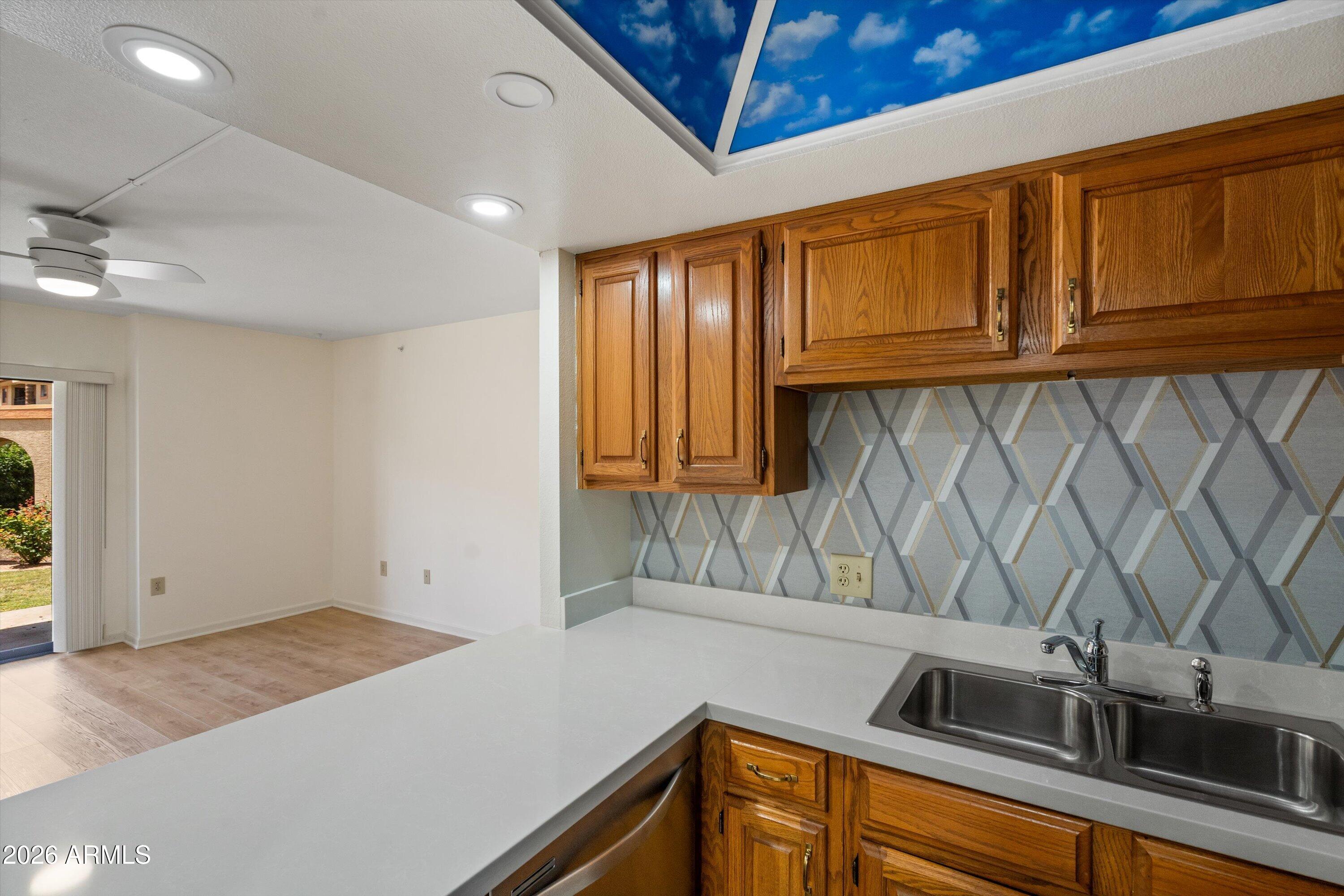 10330 W THUNDERBIRD Boulevard C109