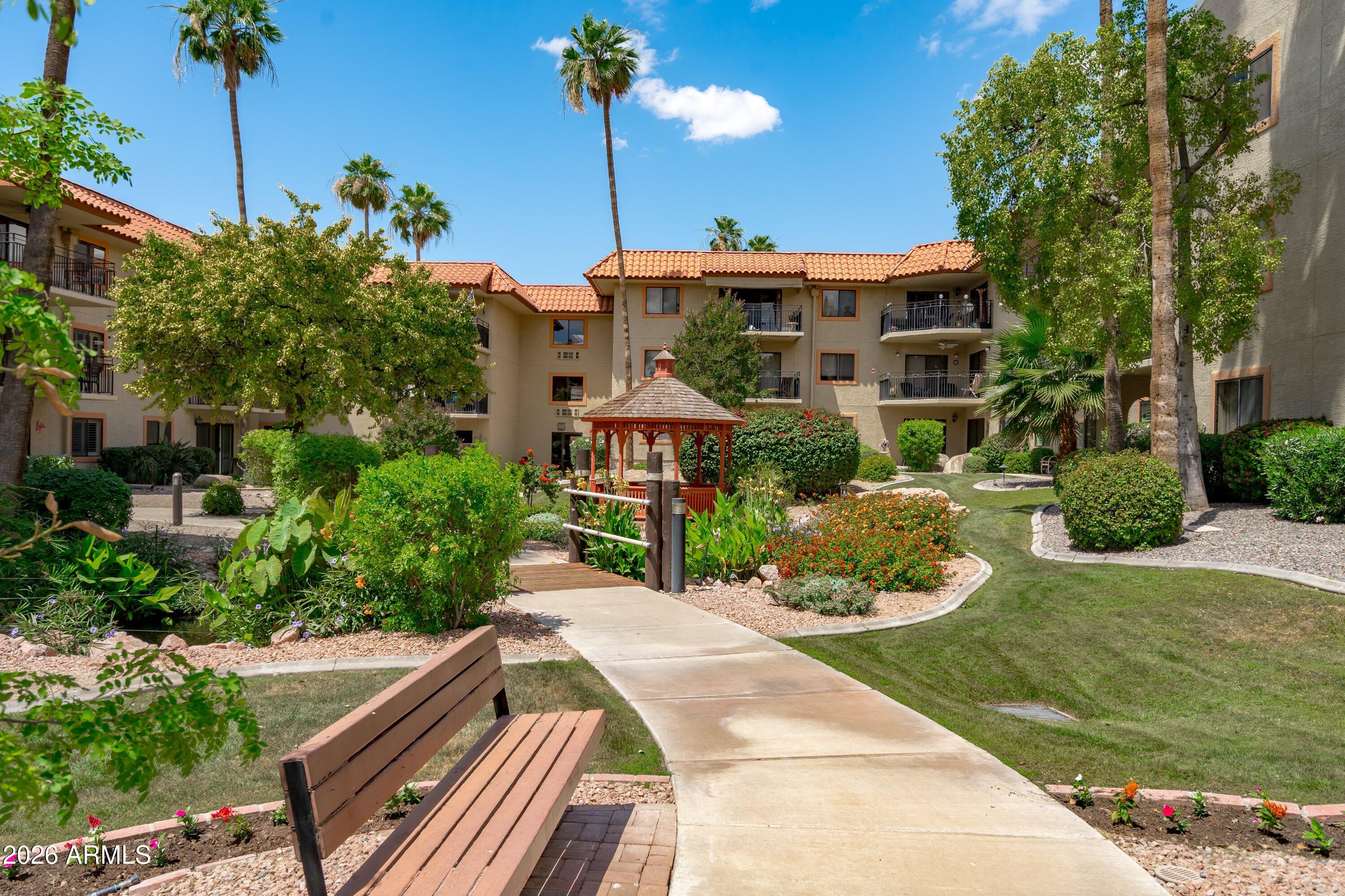 10330 W THUNDERBIRD Boulevard C109