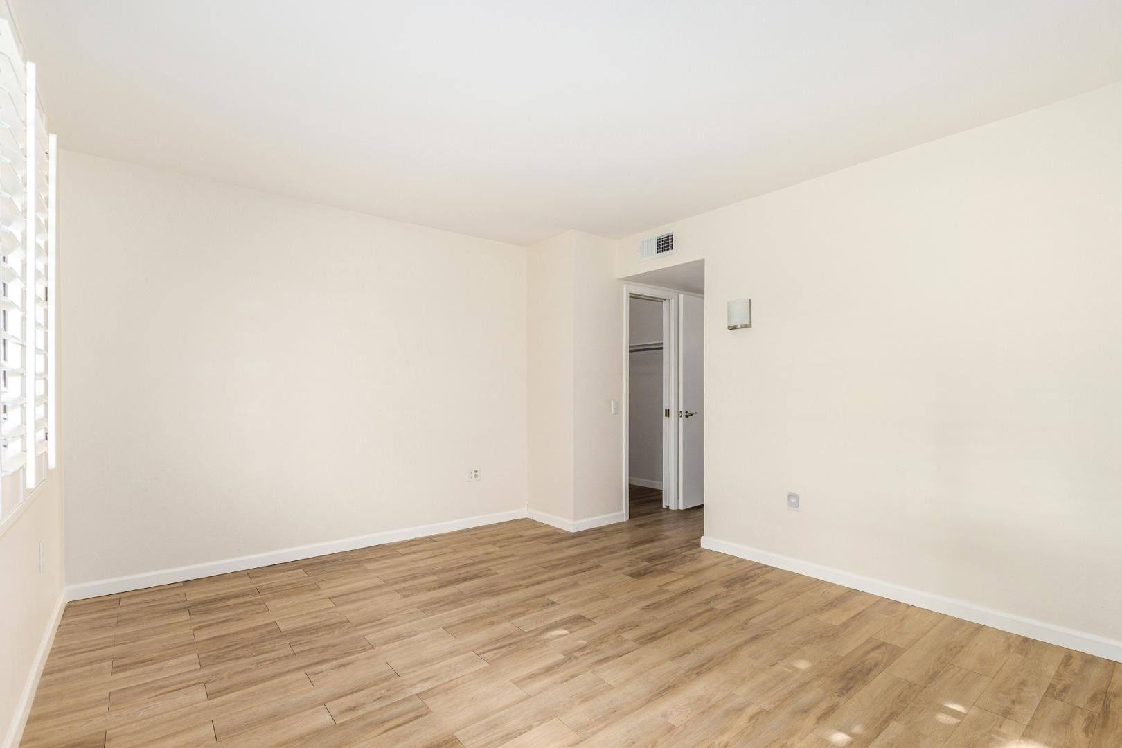 13023 W Beardsley Road