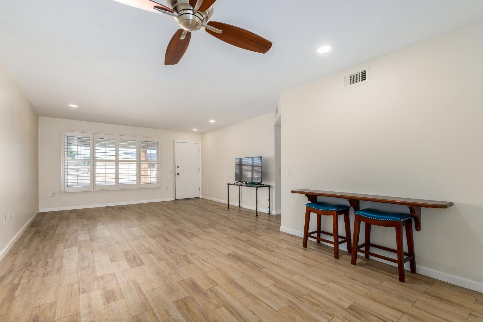 13023 W Beardsley Road