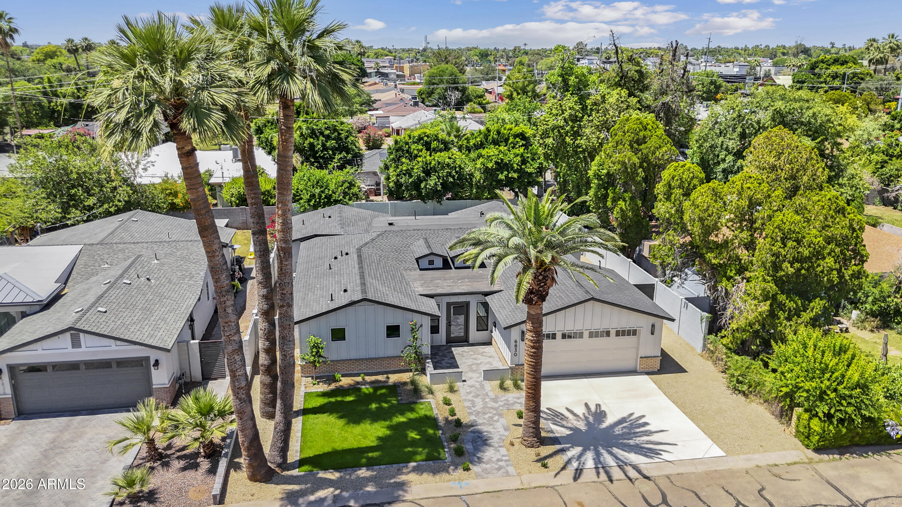 6830 N 10TH Place