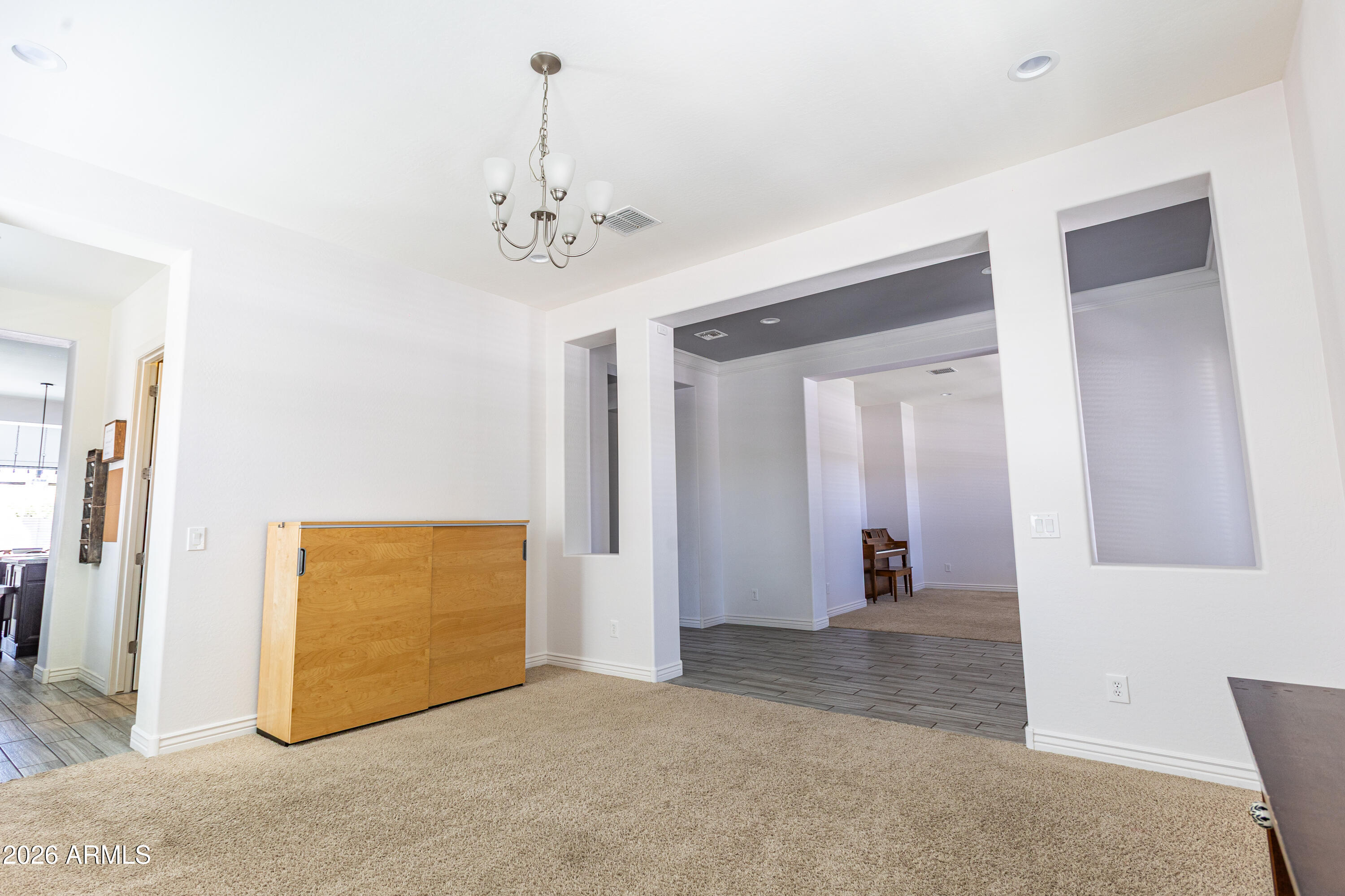 2818 E ODESSA Street