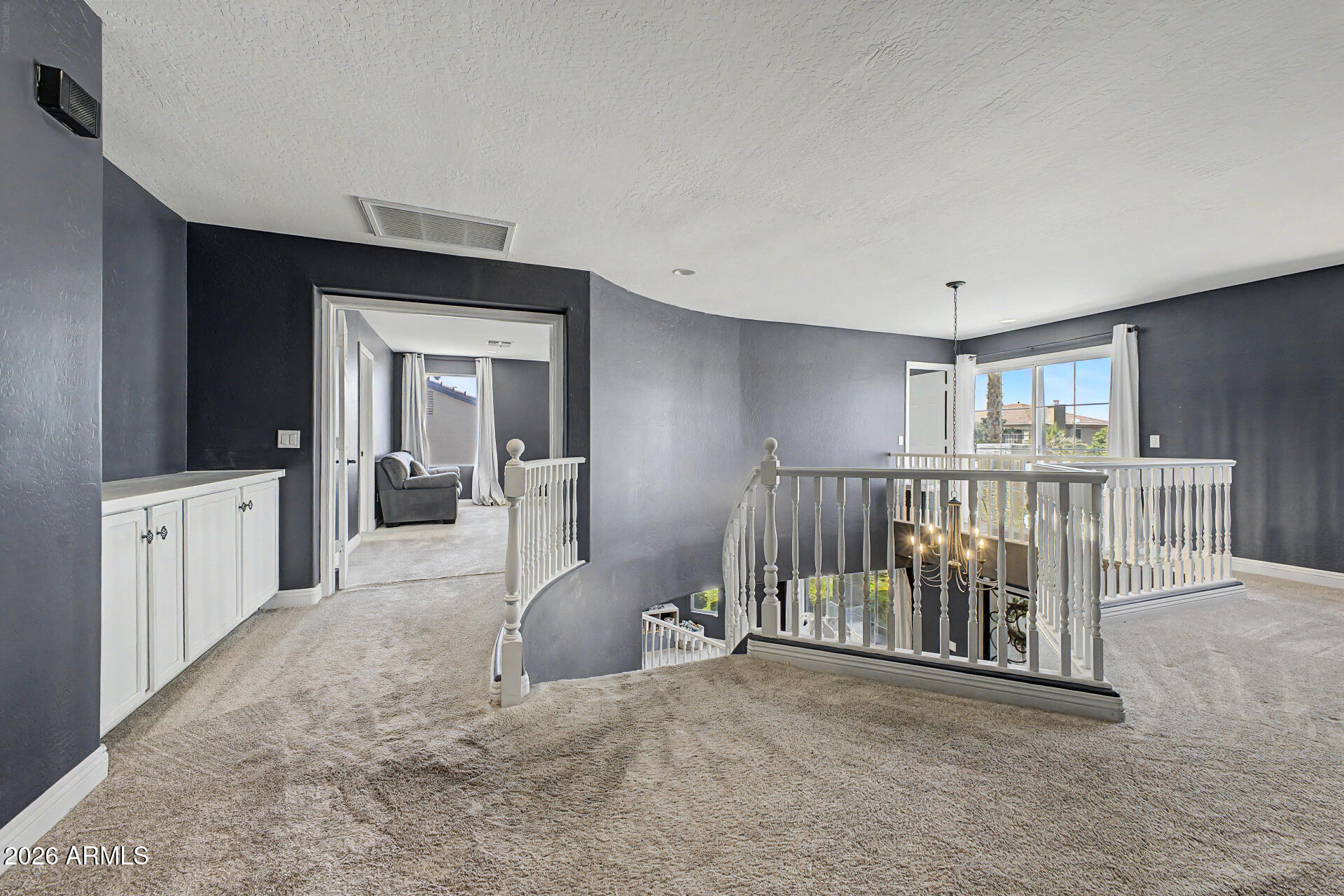 2535 E SARATOGA Street