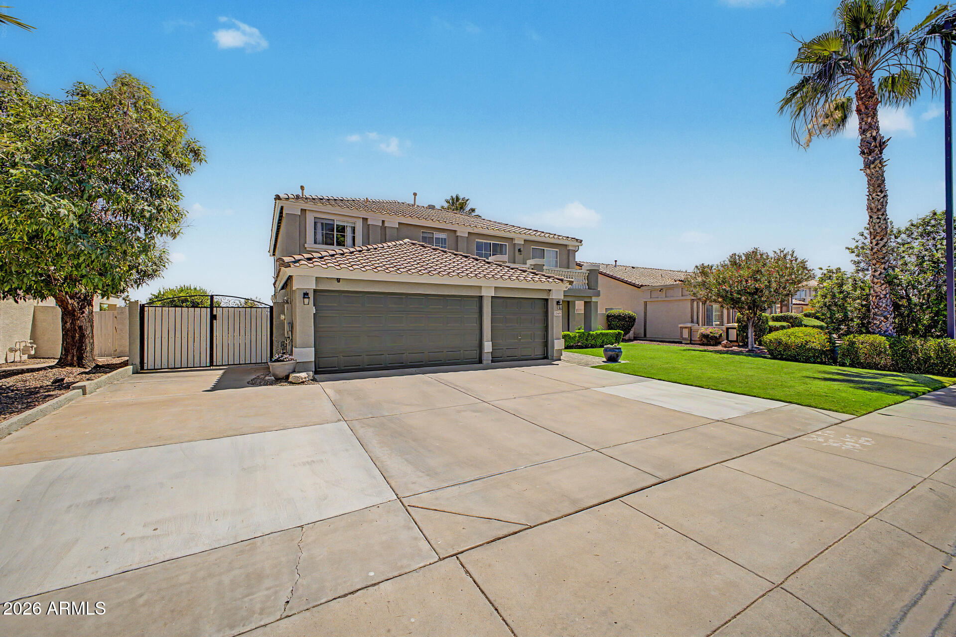 2535 E SARATOGA Street