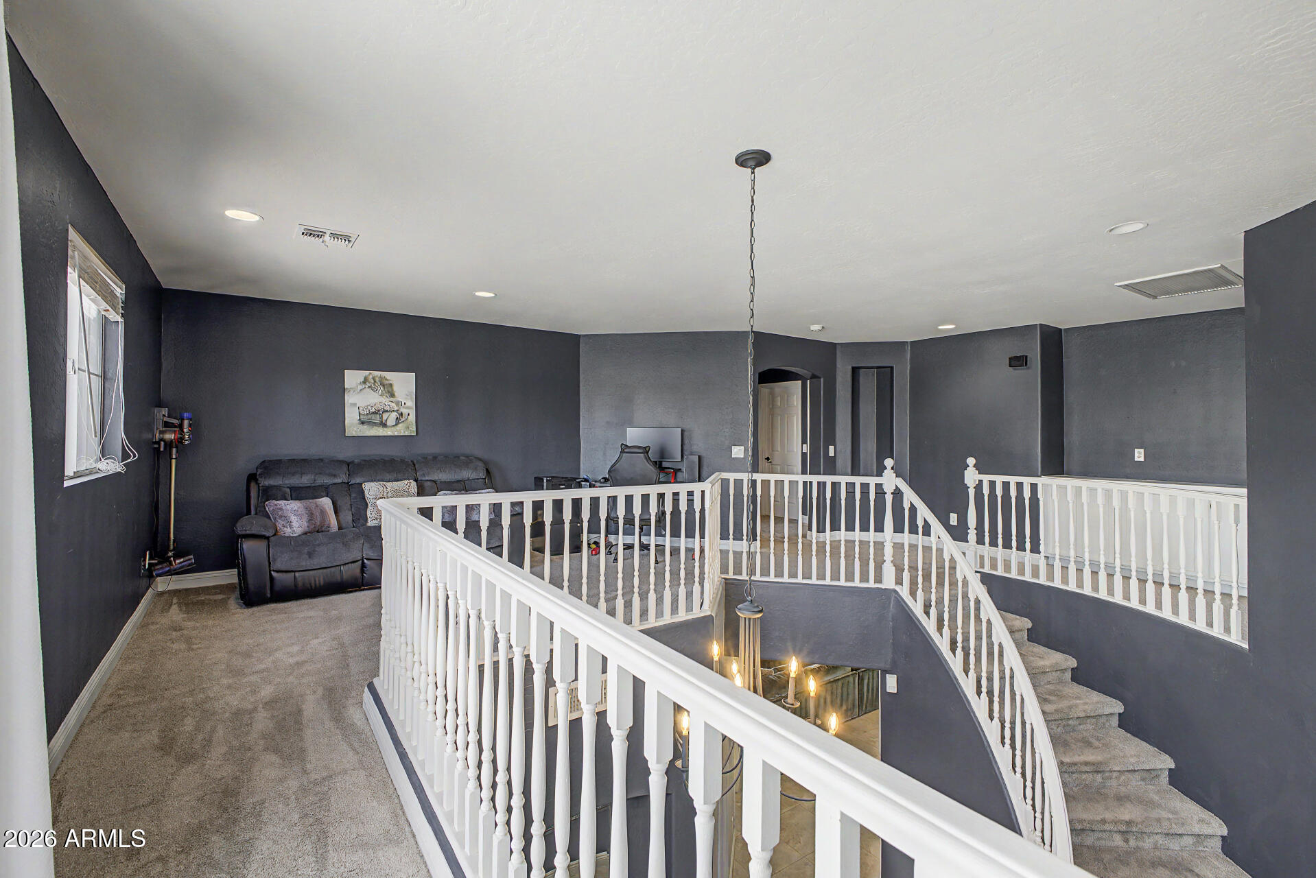 2535 E SARATOGA Street